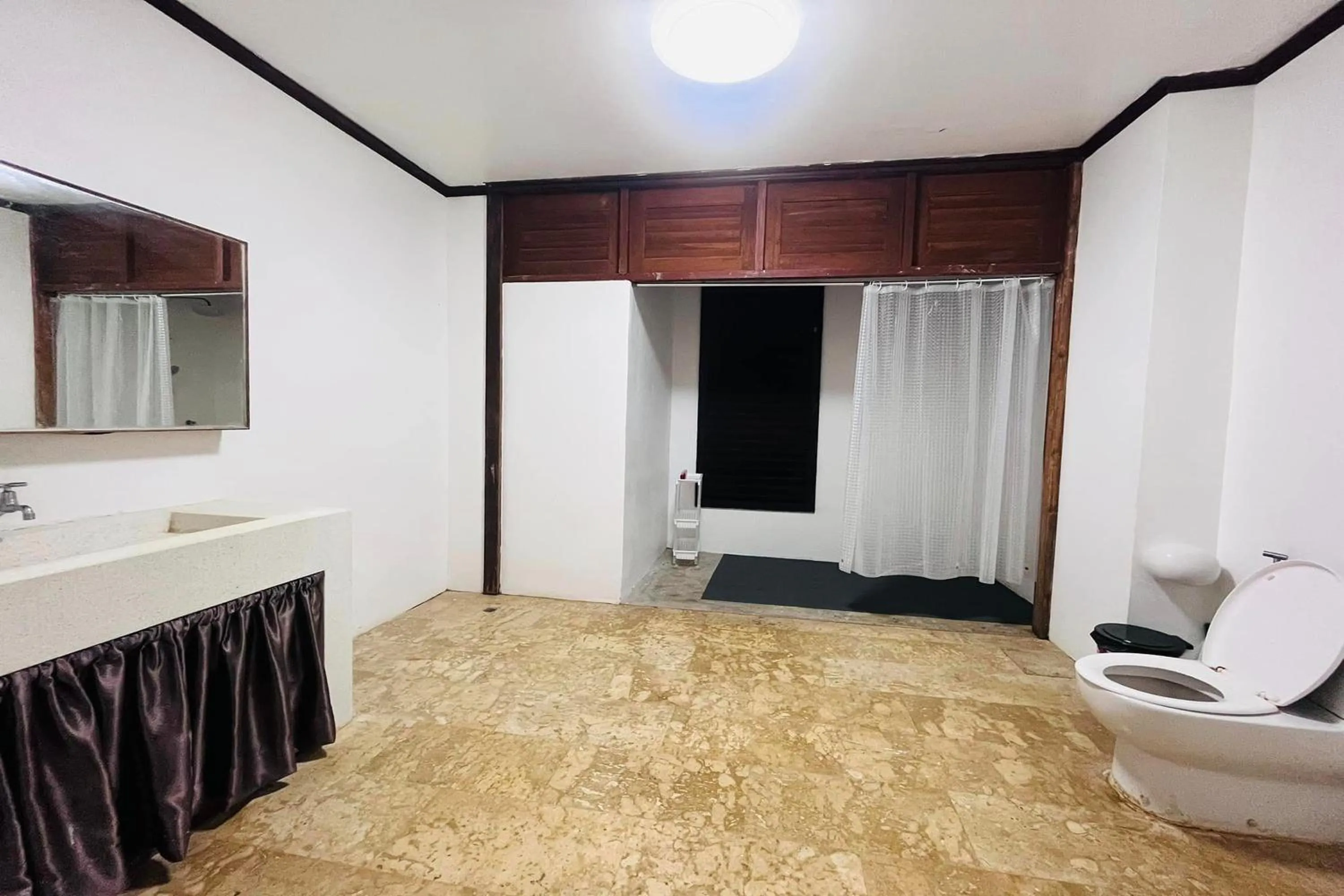 Bathroom in SS pool villa hills