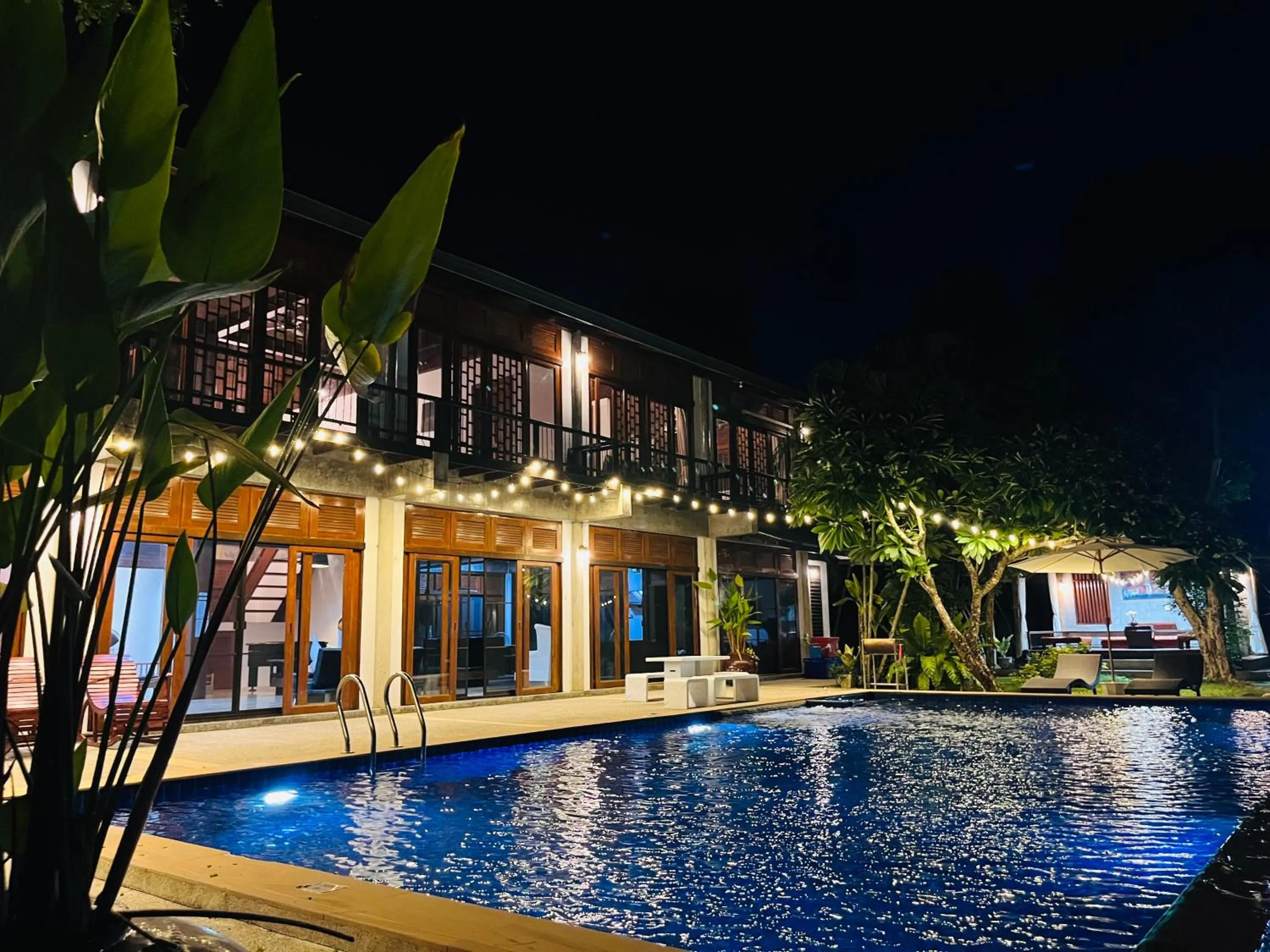 Swimming pool in SS pool villa hills