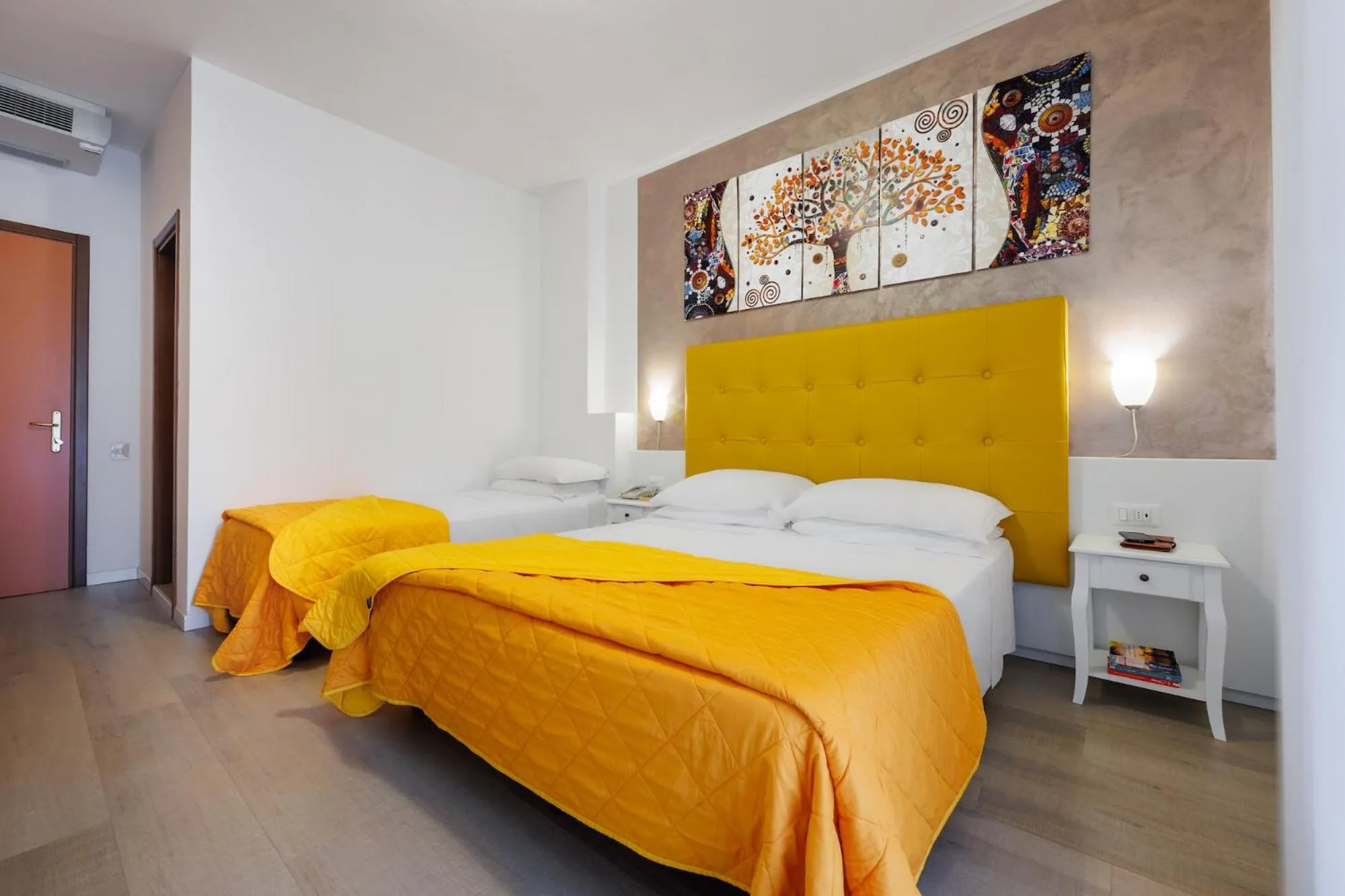 Bedroom, Bed in Hotel Picobello Pineta