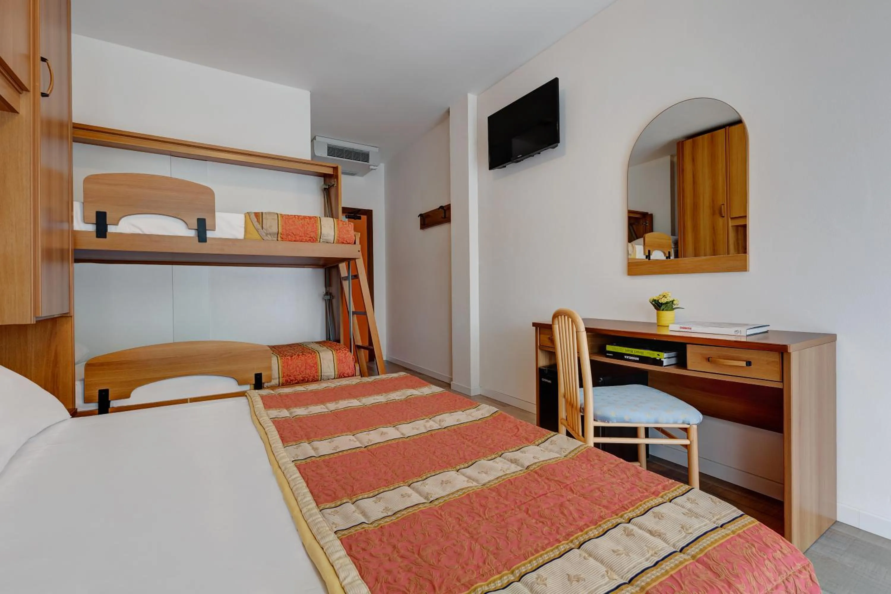 Bedroom, Bed in Hotel Picobello Pineta