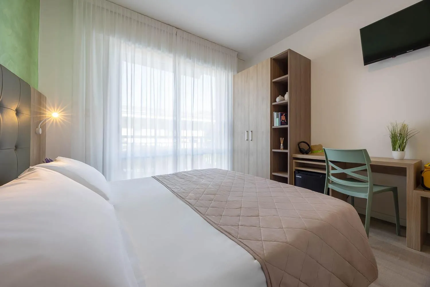 Bed in Hotel Picobello Pineta