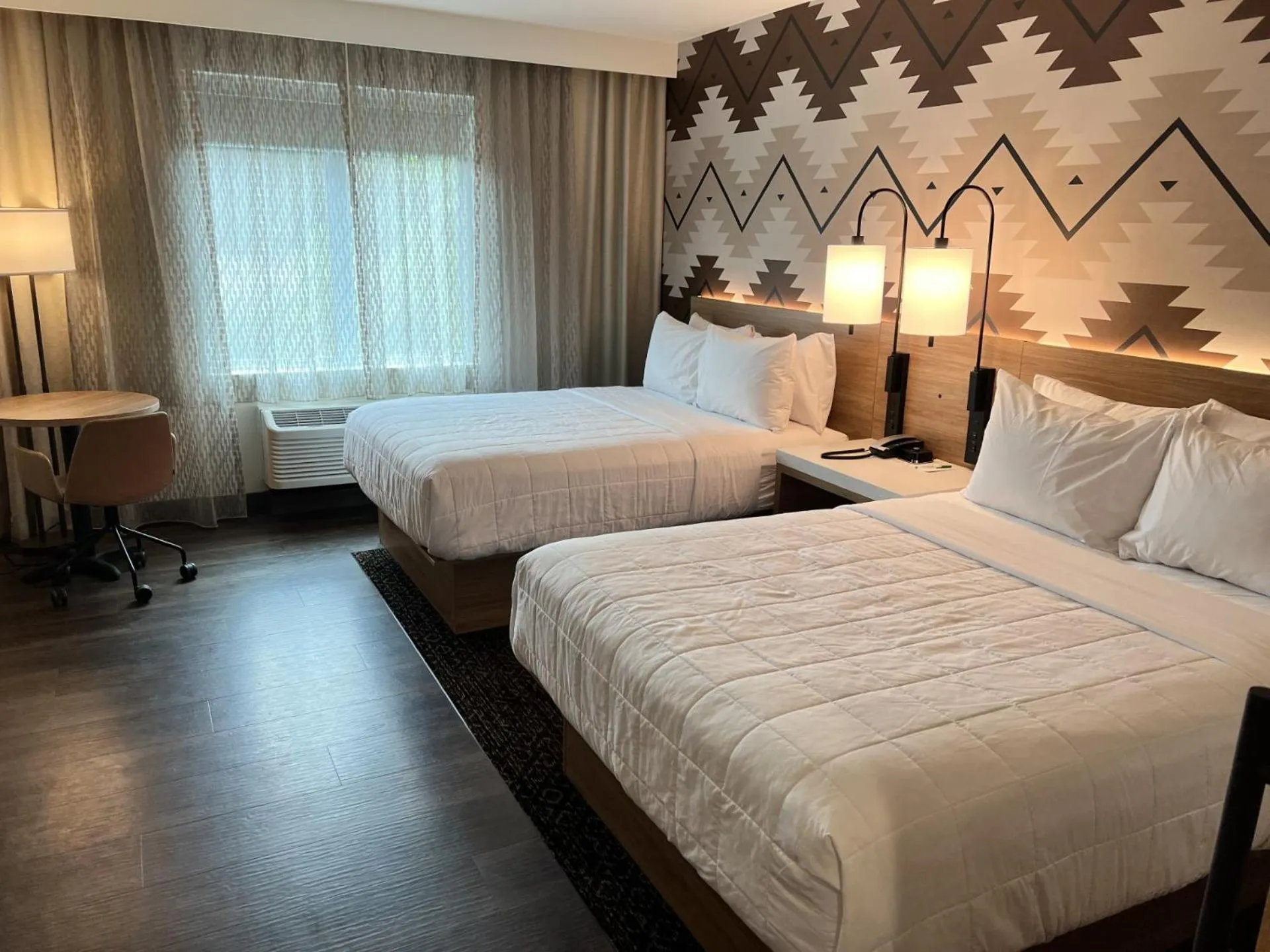 Bed in Wyndham Garden Redwood Valley - Ukiah