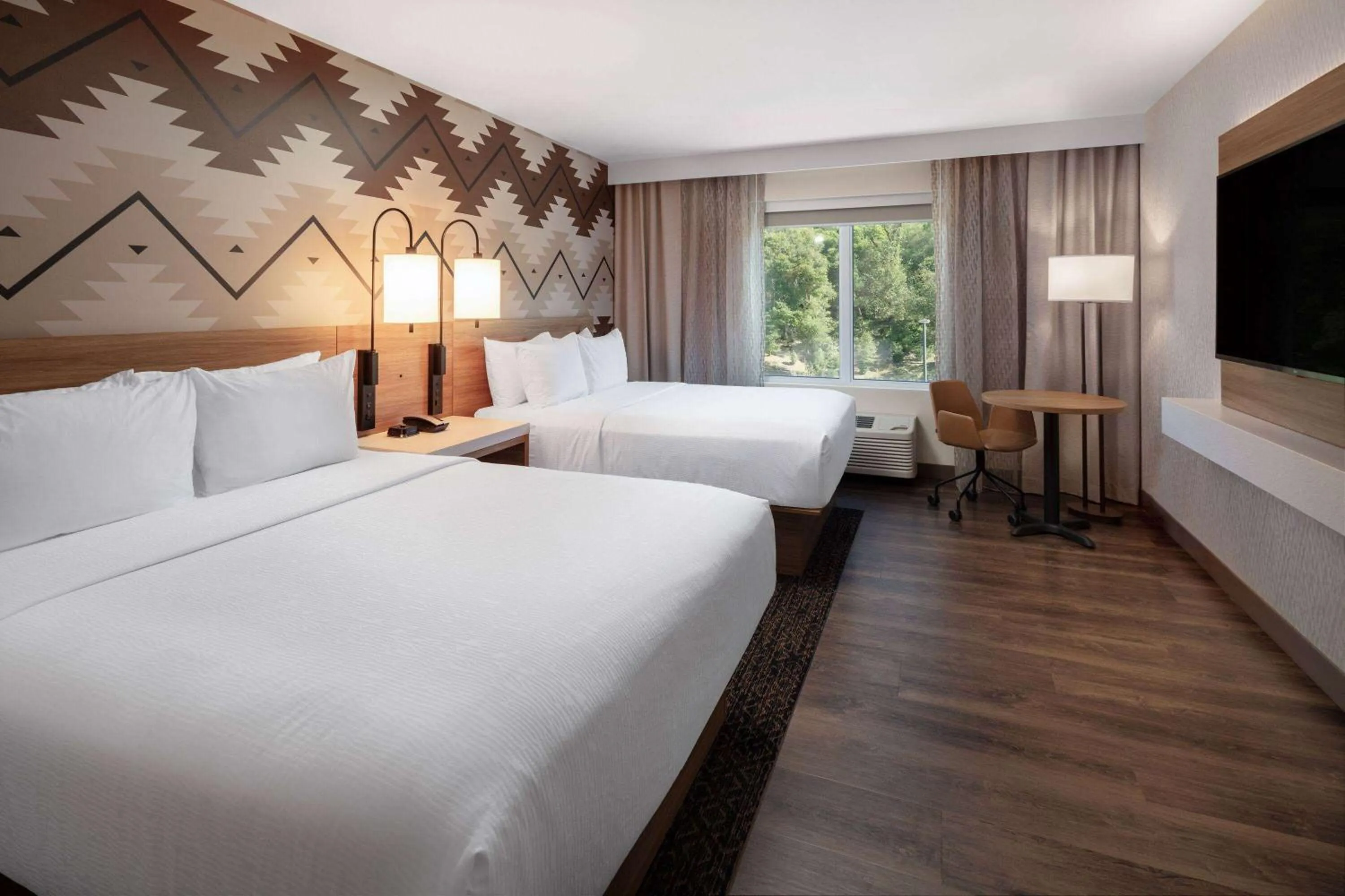 Photo of the whole room, Bed in Wyndham Garden Redwood Valley - Ukiah