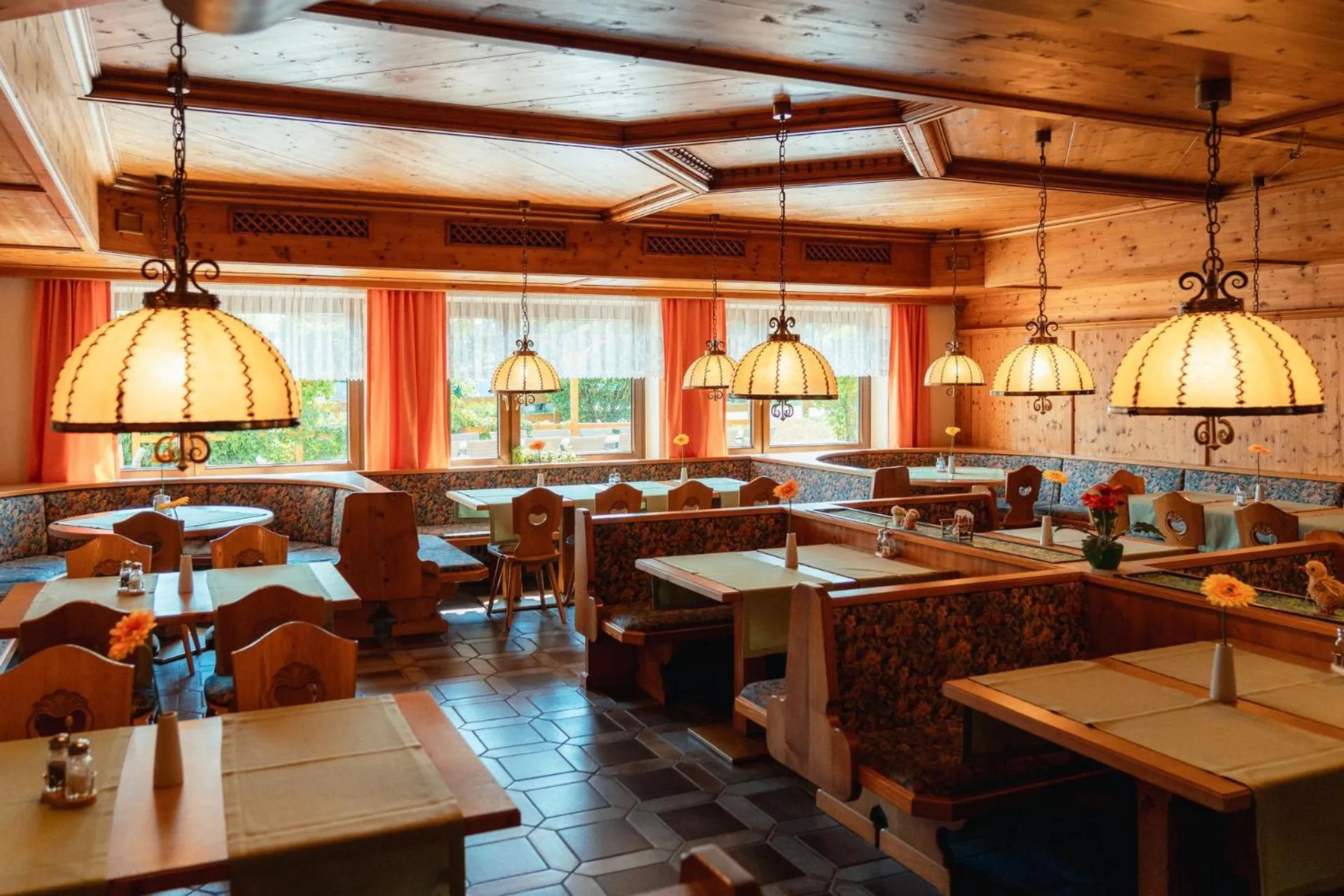 Restaurant/places to eat in Hotel-Landgasthof Ploss