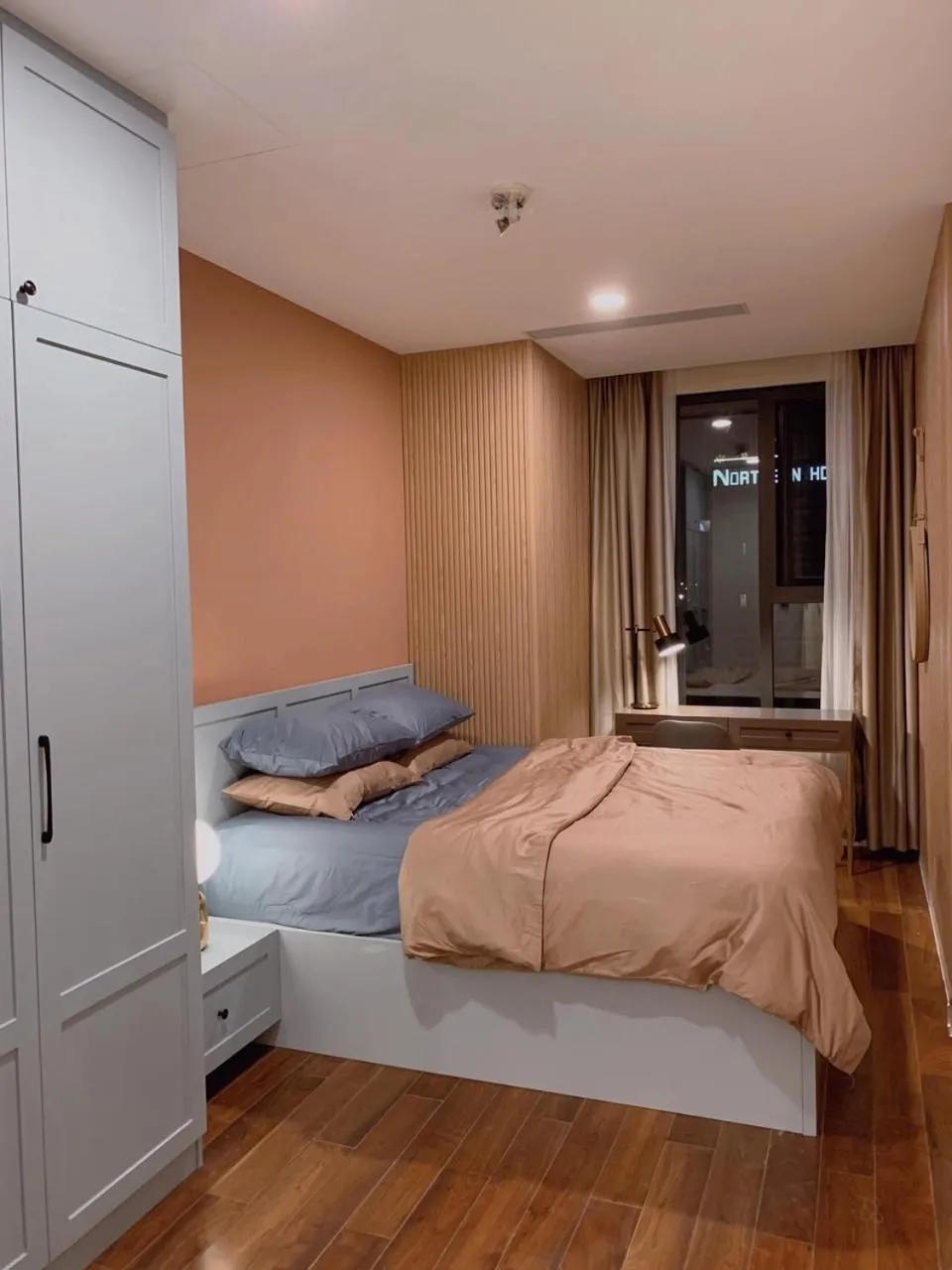 Bed in The Rixx Madison