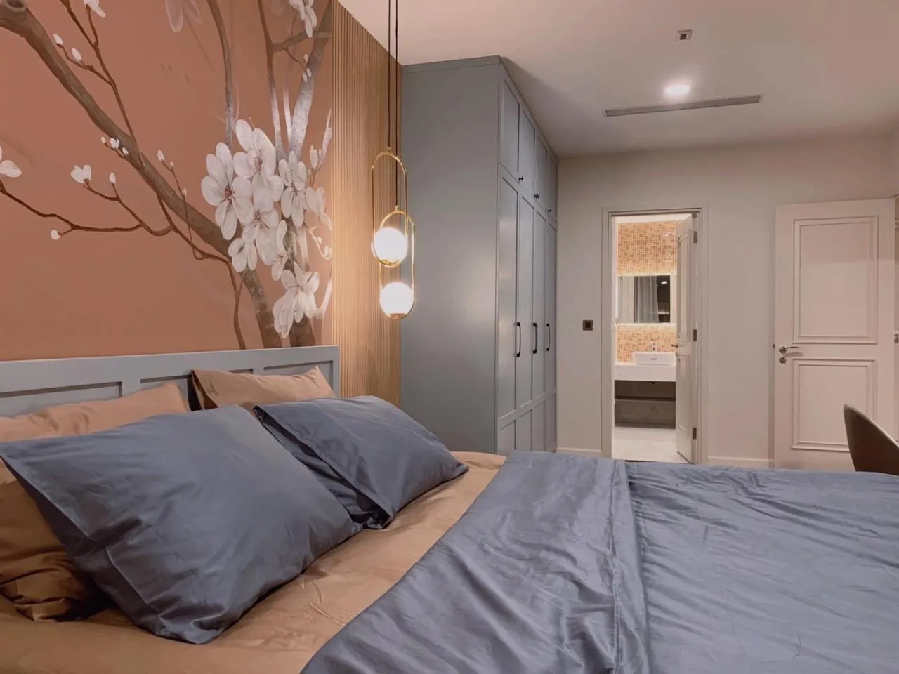 Bed in The Rixx Madison