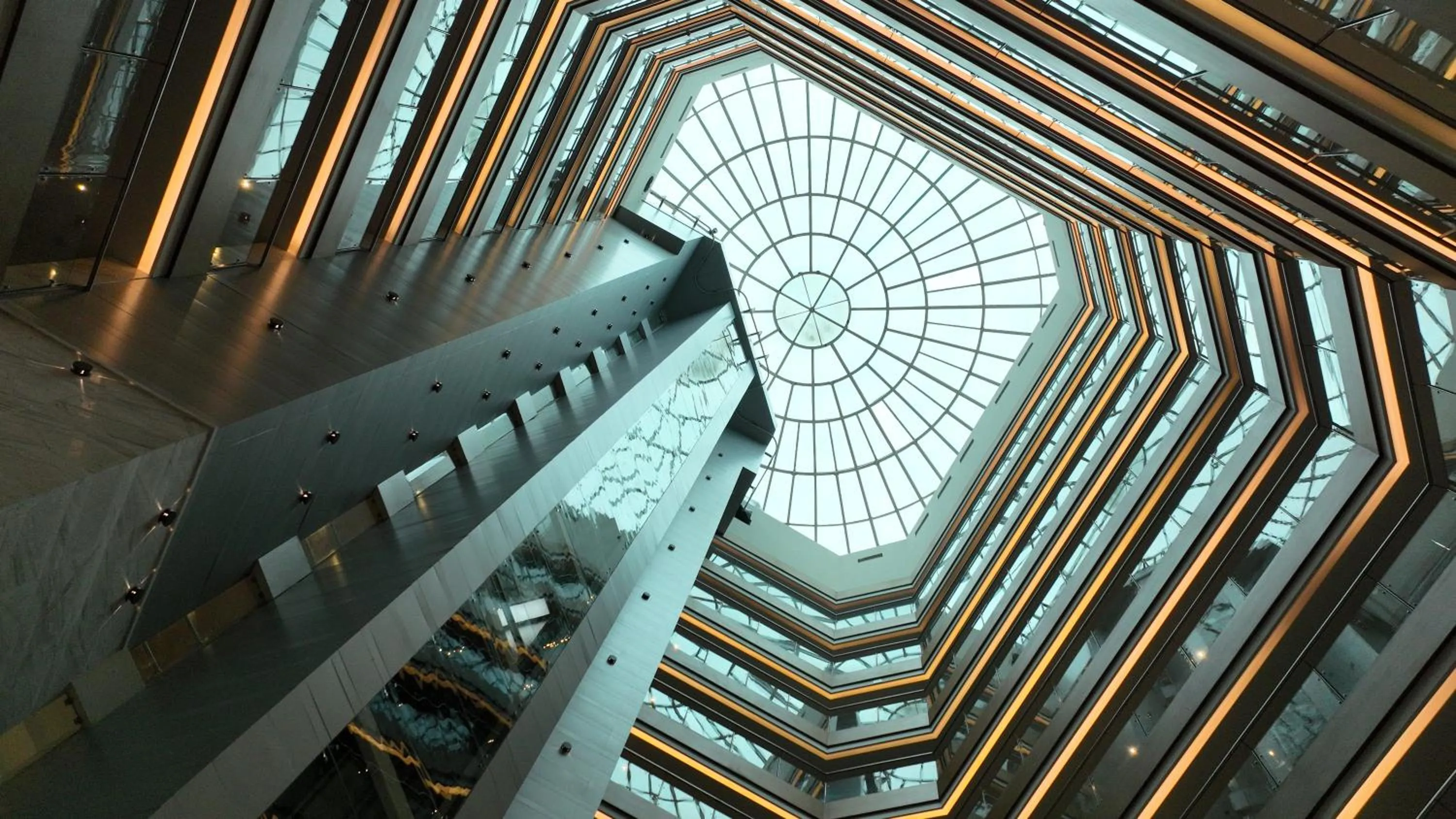 Restaurant/places to eat in Gokulam Grand Trivandrum