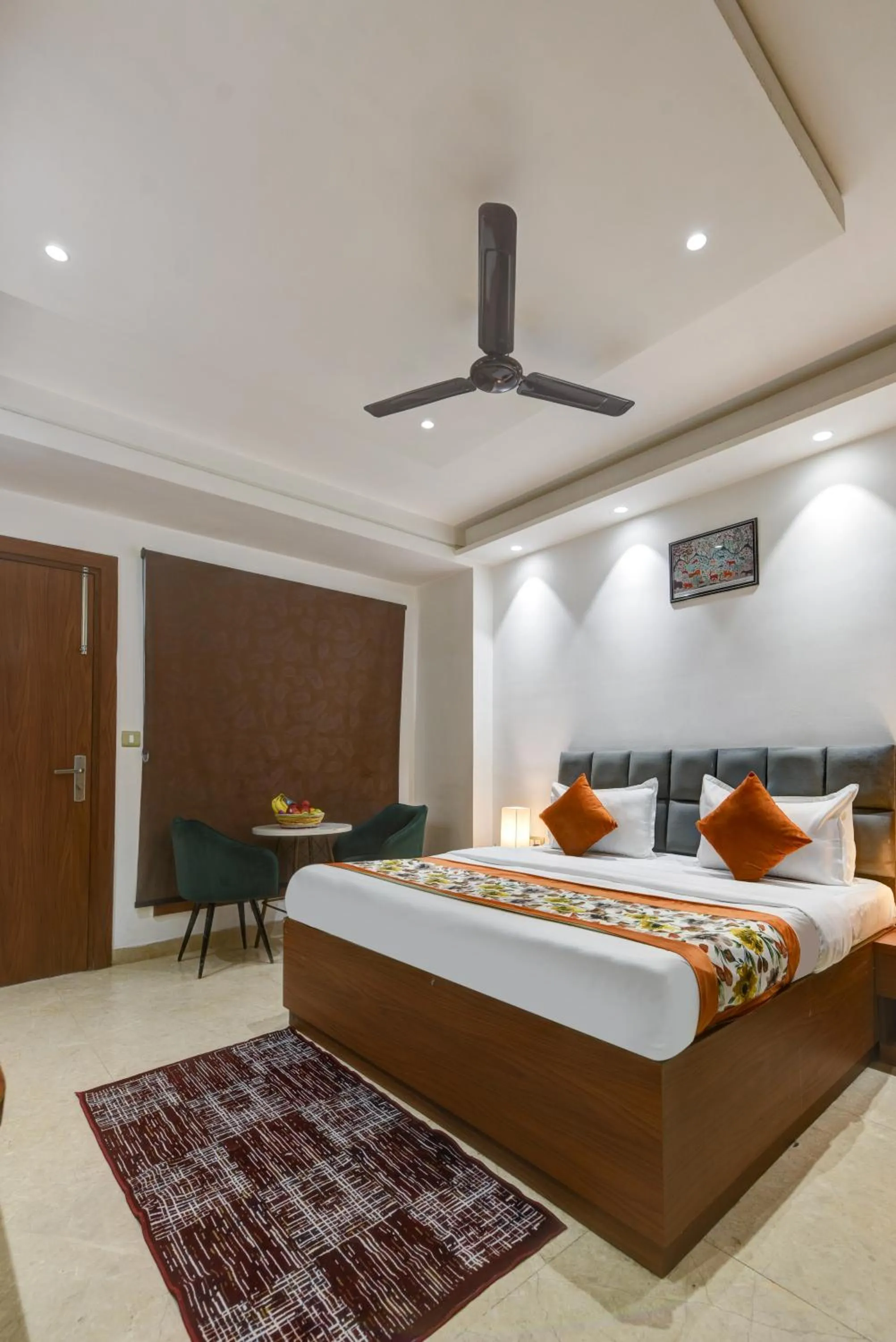 Bed in Qotel Comfort Ashok Vihar - Near Delhi University