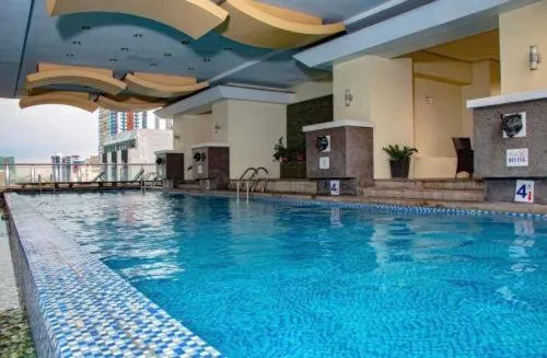 Swimming pool in Birch Tower