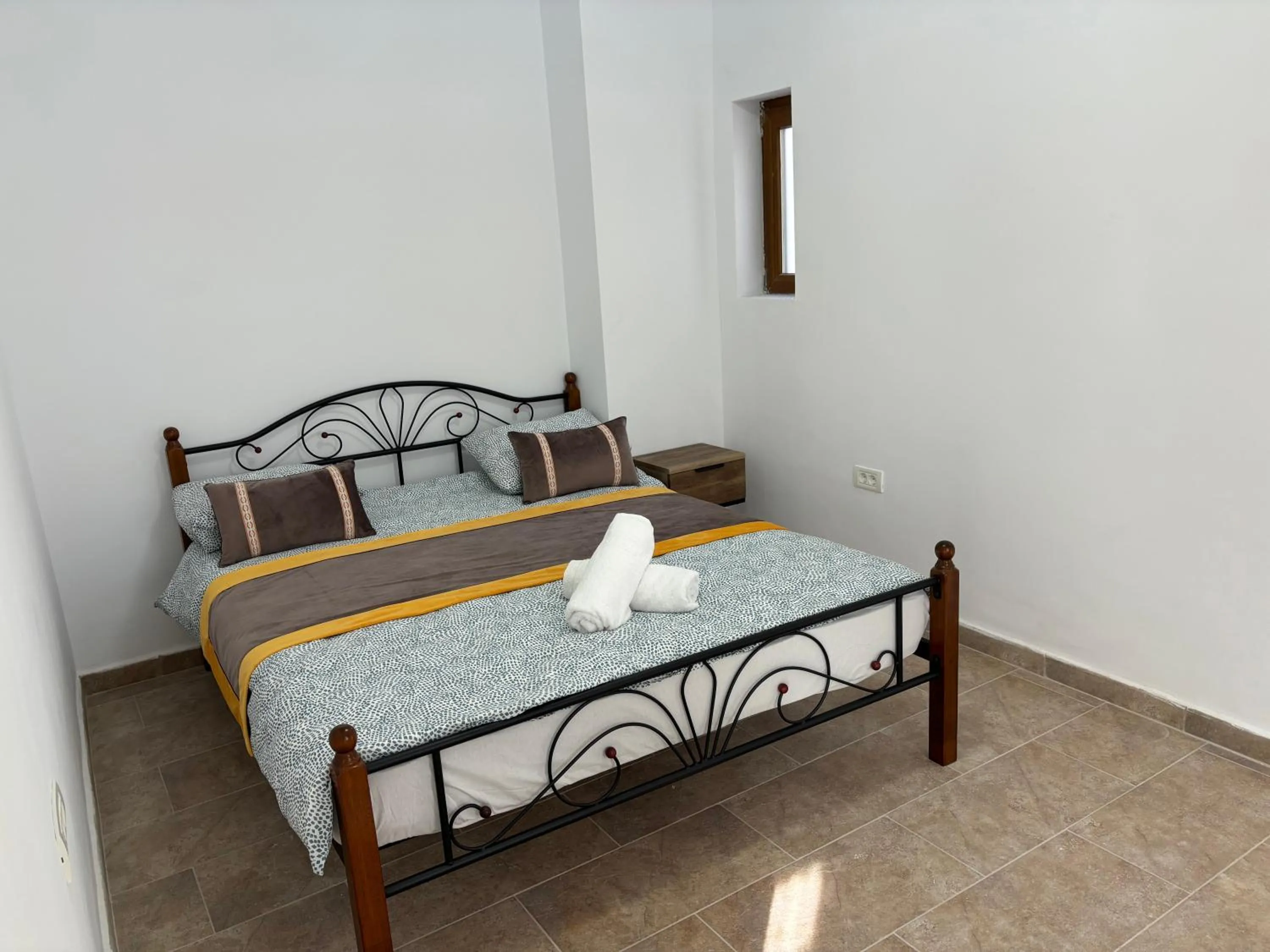 Bed in The Loft Gara de Nord