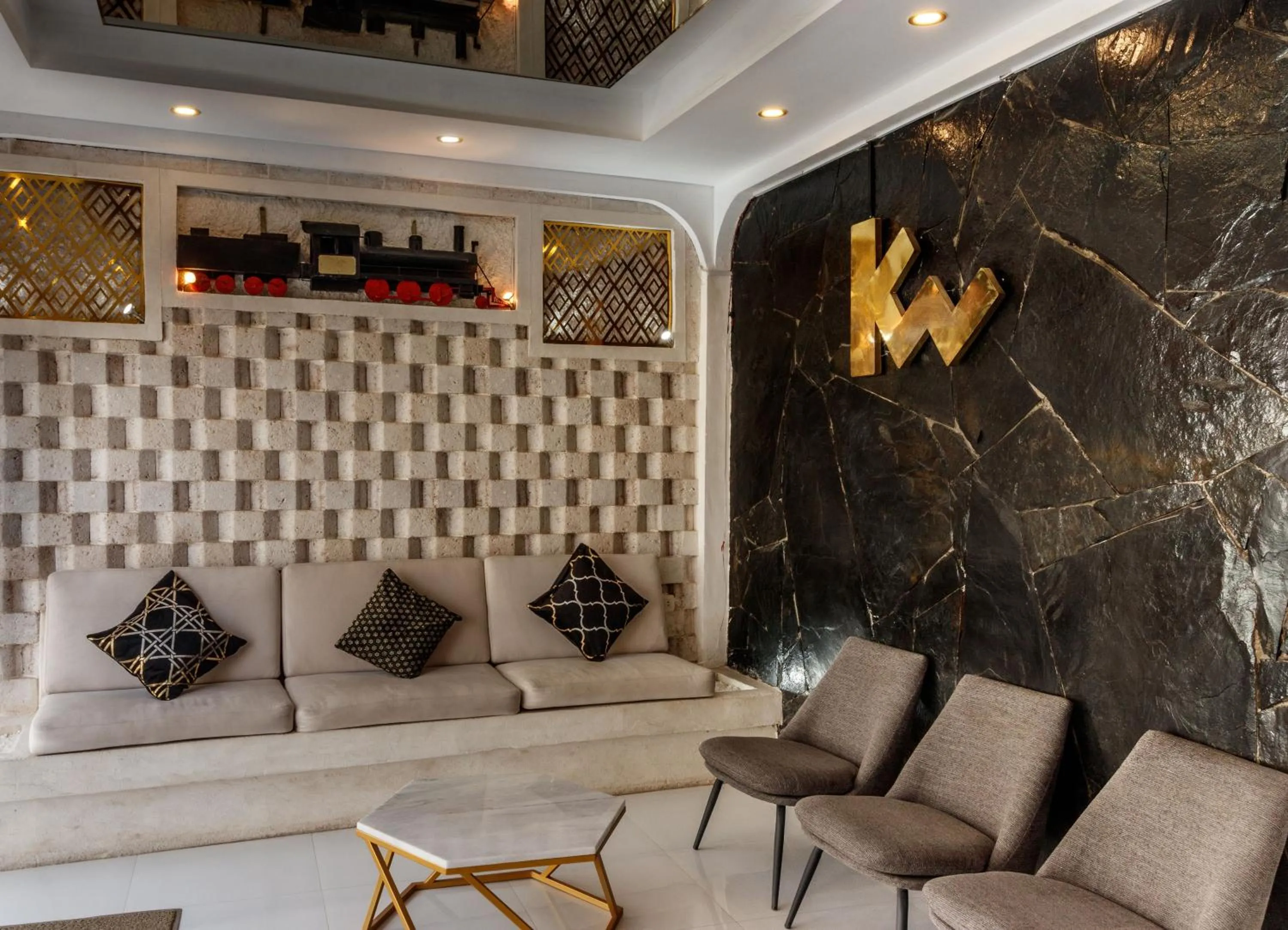 Lobby or reception in KW HOTEL
