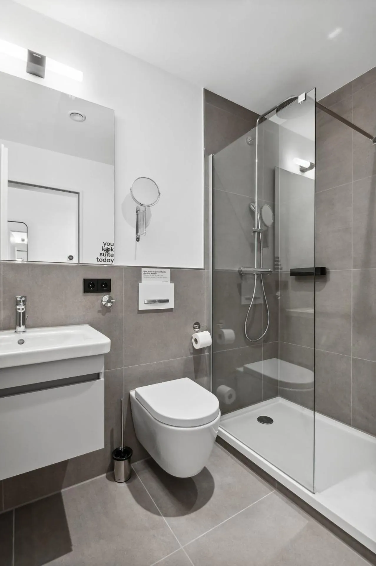 Shower in Limehome Oberhausen Paul-Reusch-Str