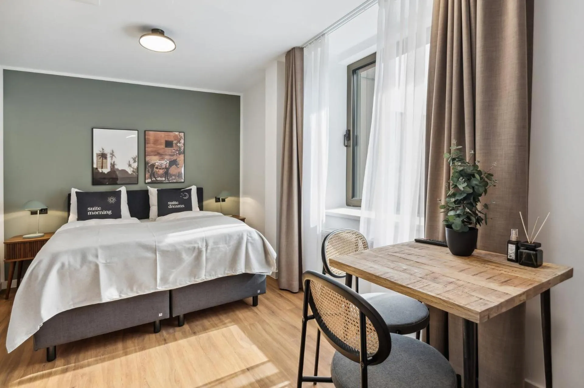 Bed in Limehome Oberhausen Paul-Reusch-Str