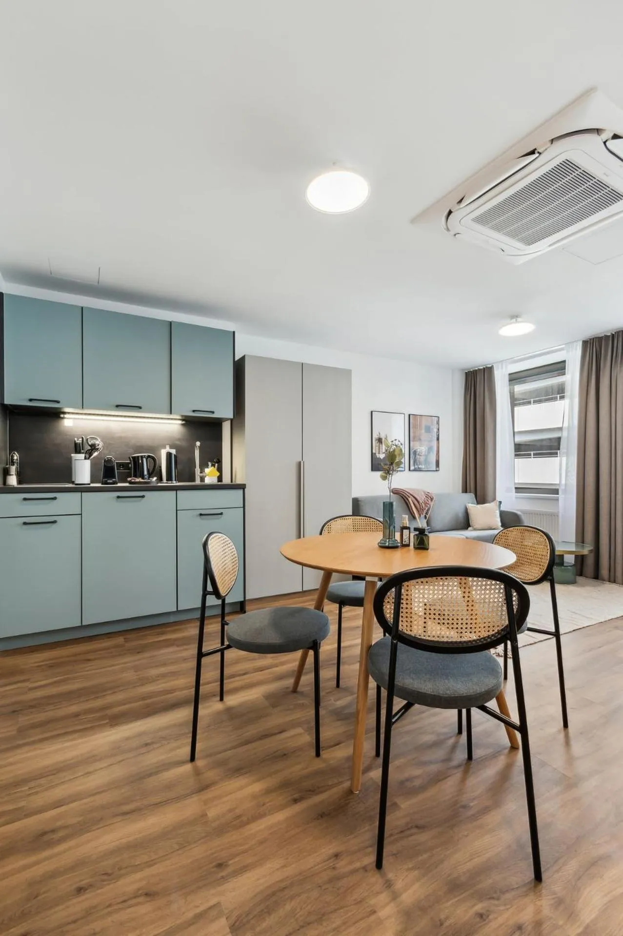 Coffee/tea facilities in Limehome Oberhausen Paul-Reusch-Str