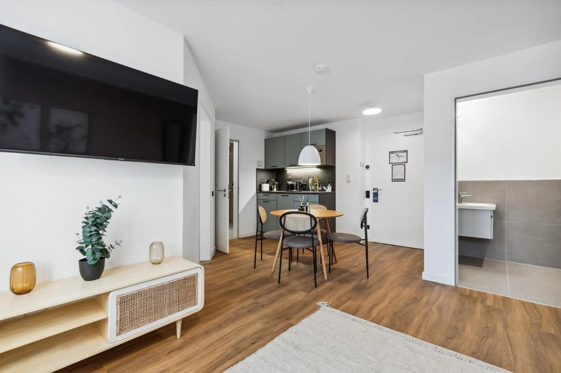 Kitchen or kitchenette in Limehome Oberhausen Paul-Reusch-Str