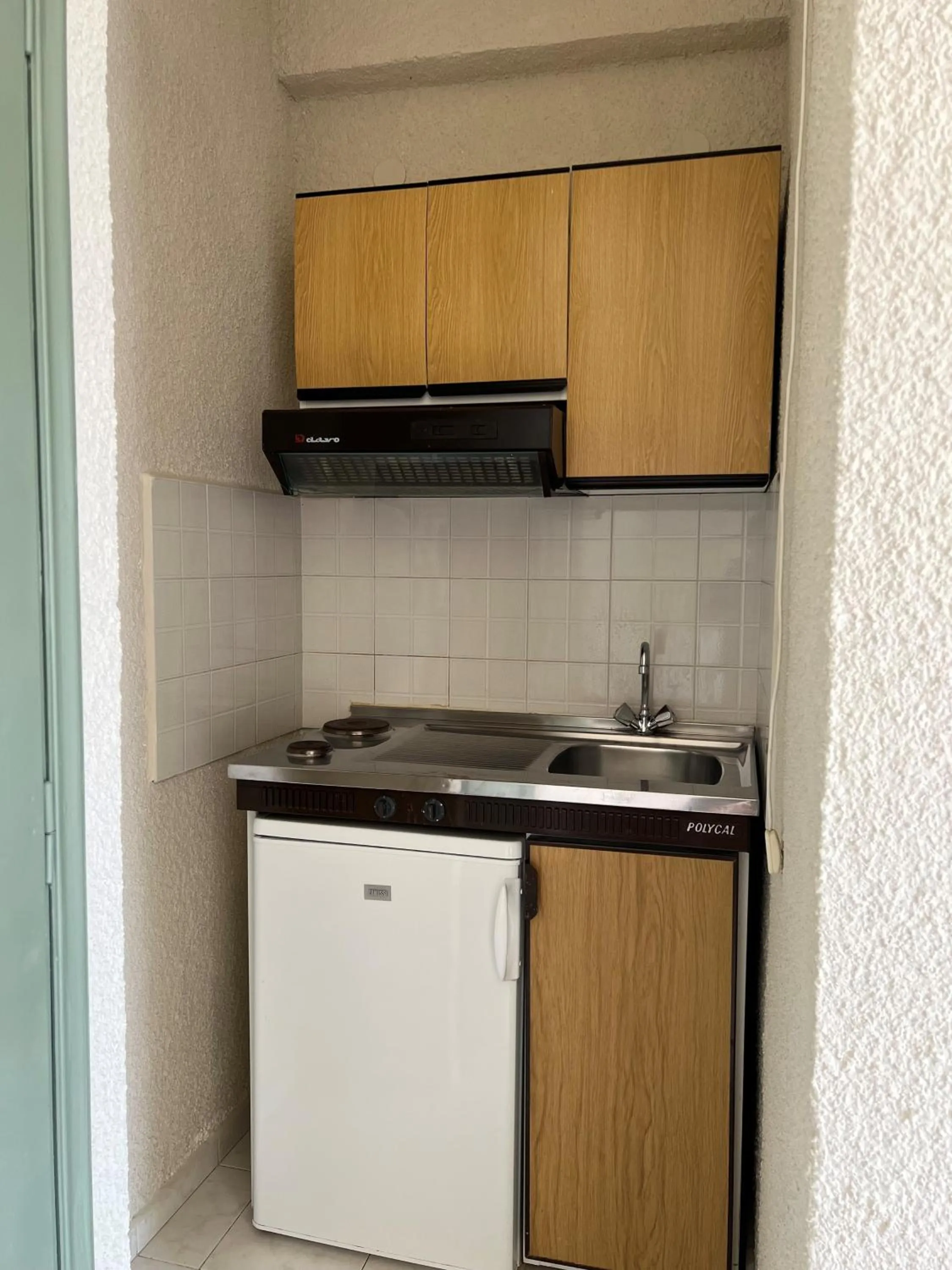 Kitchen or kitchenette in Kores Aegina