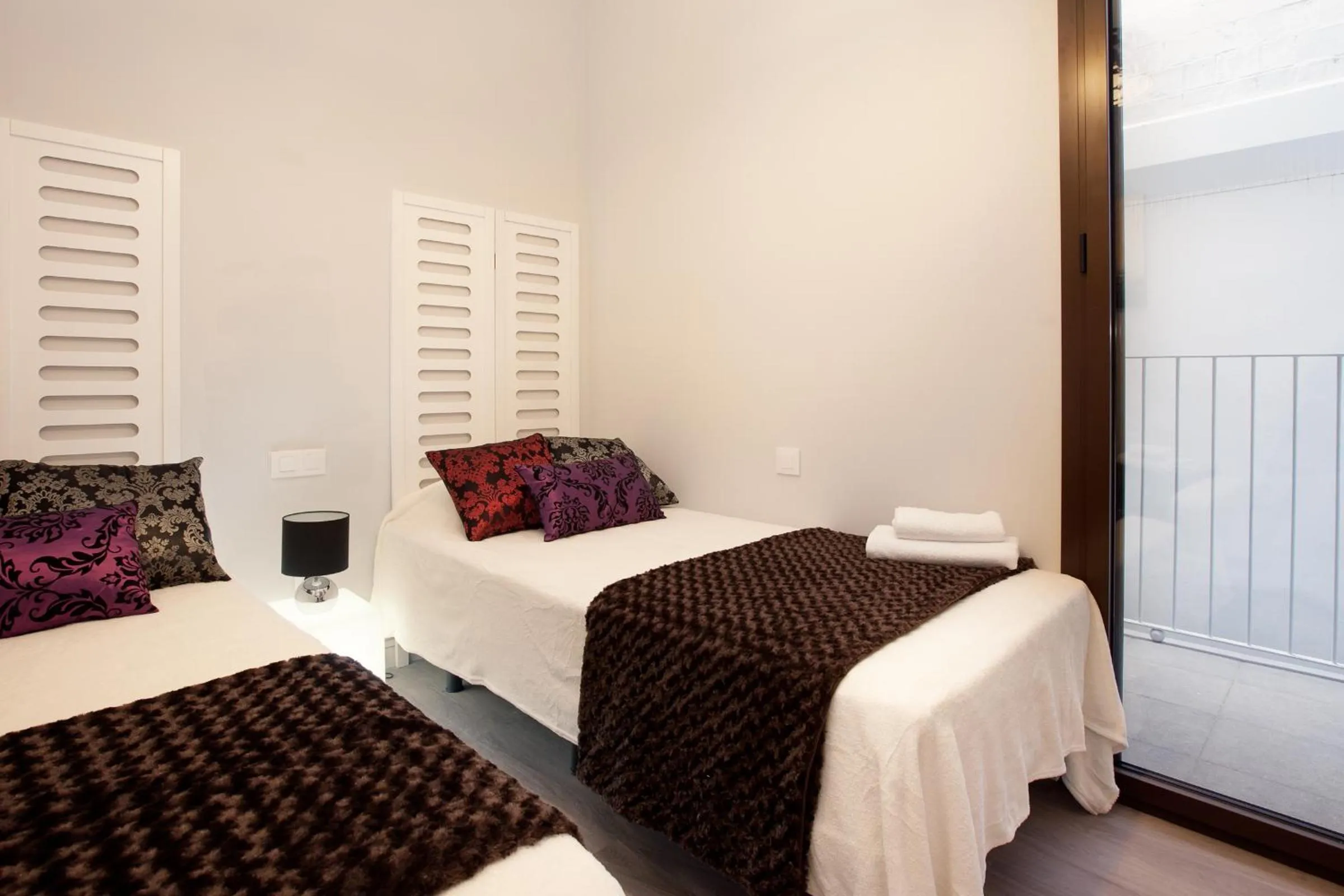 Bedroom, Bed in APBCN Eixample Center