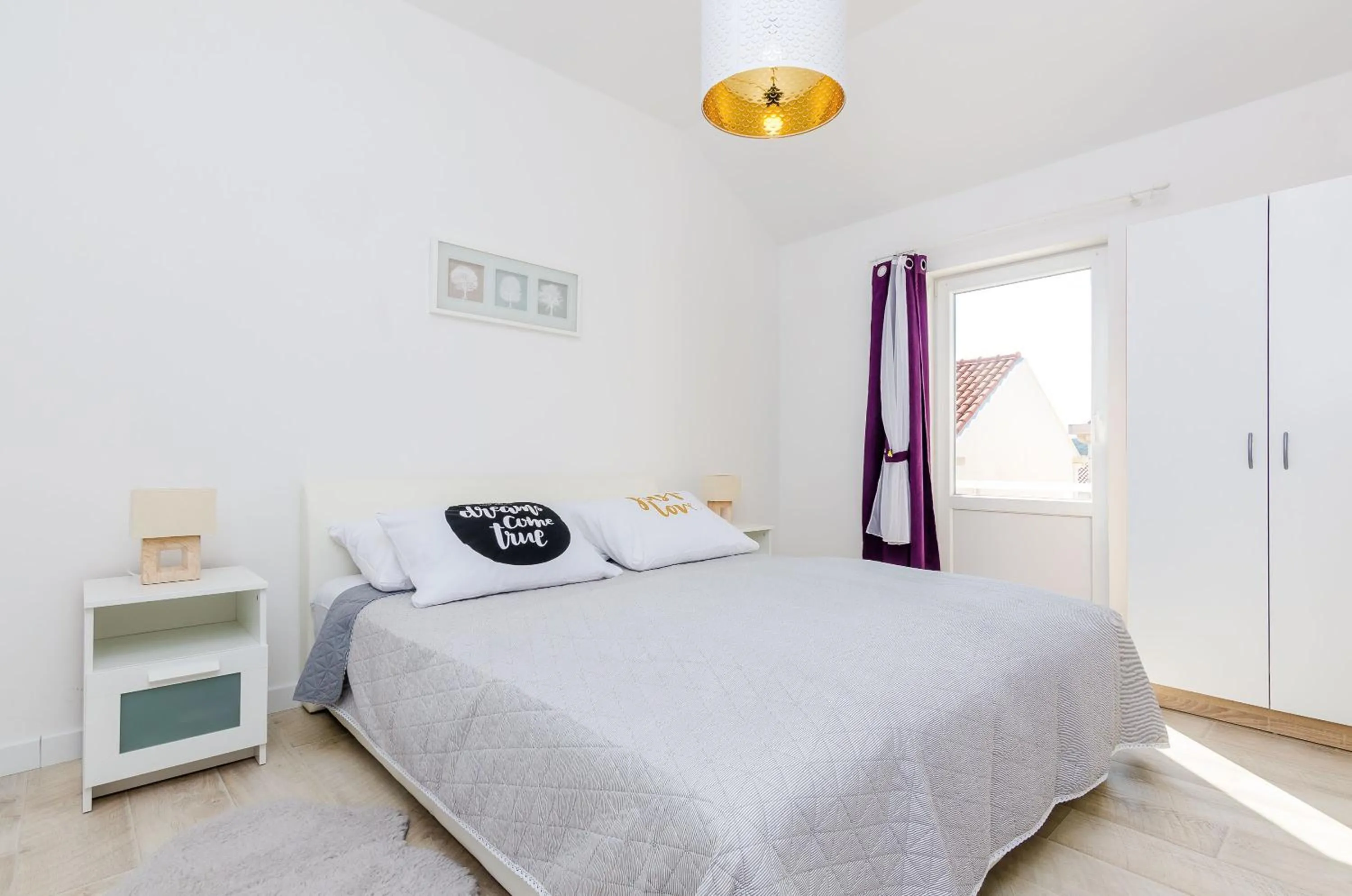 Apartment Sea Shell