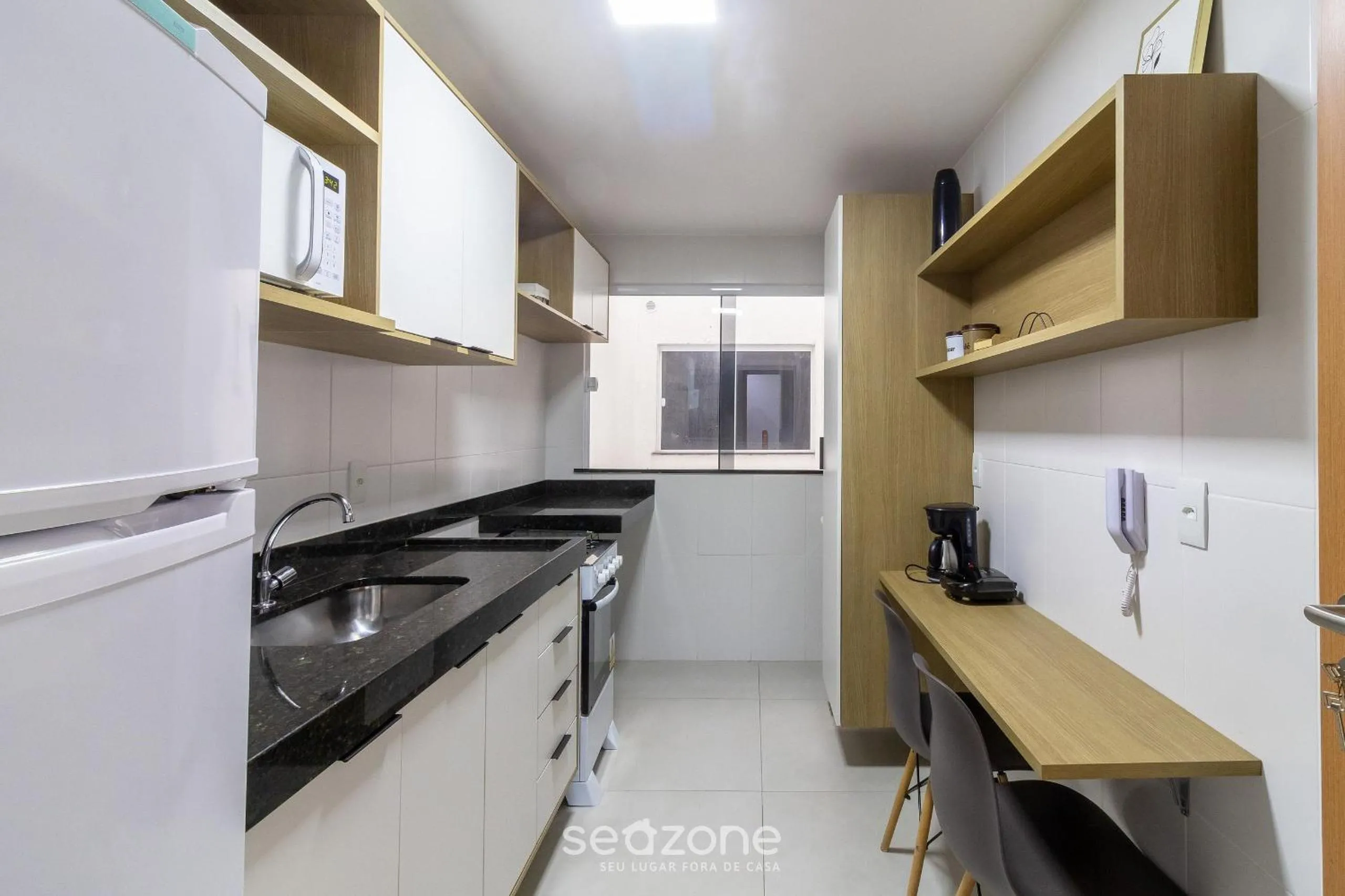 Beautiful Apt near the Beach in Cabo Frio EMT203