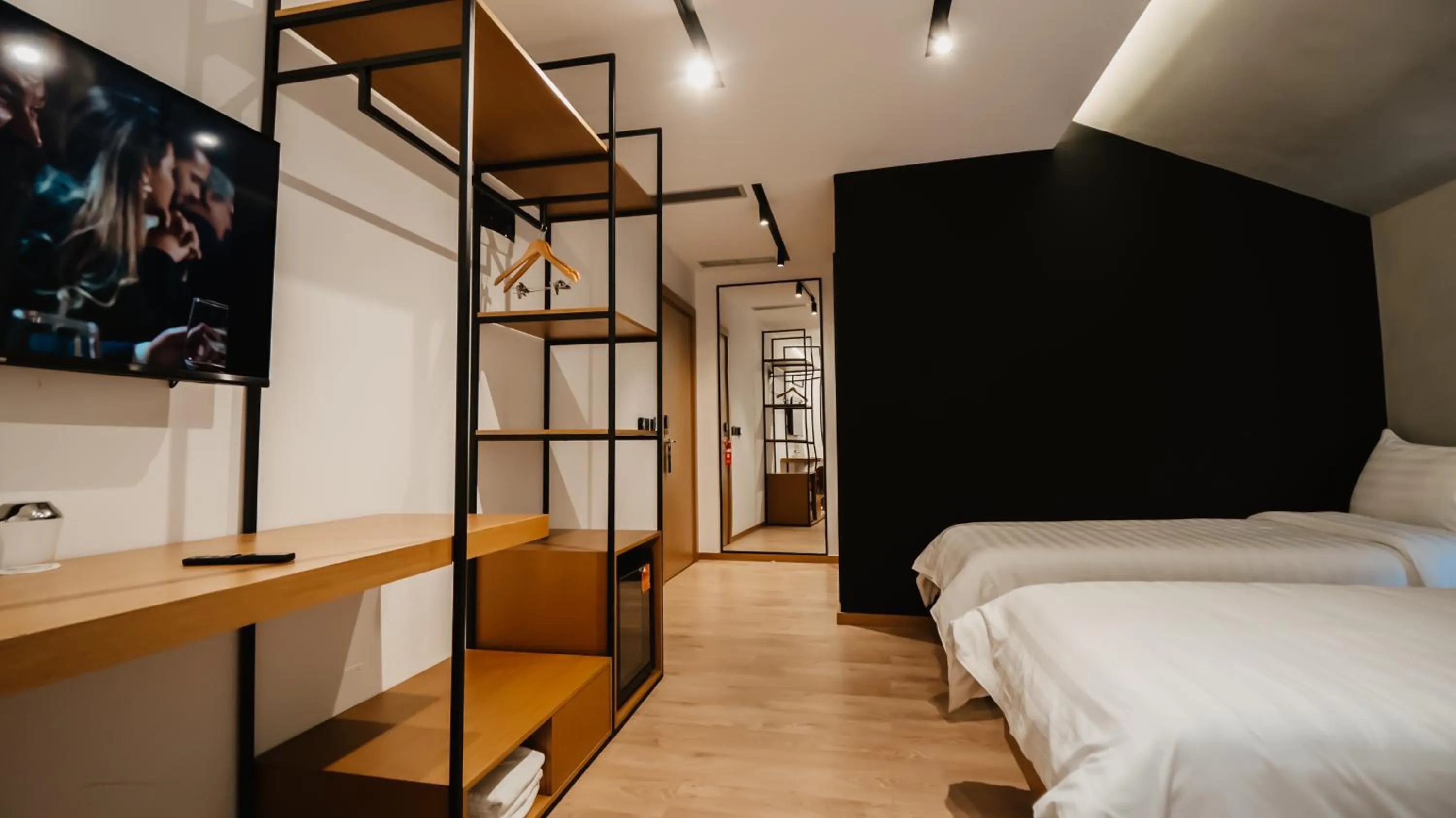 TV and multimedia, Bed in BAZ'HUR Boutique Hotel