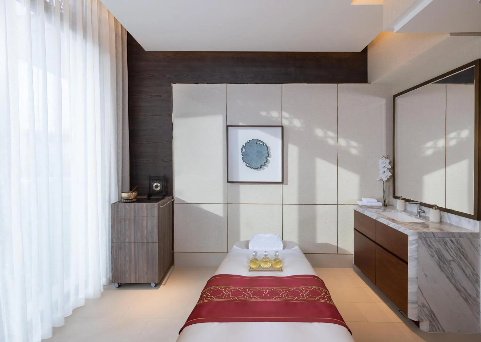 Spa and wellness centre/facilities, Bed in Anantara Mina Ras Al Khaimah Resort