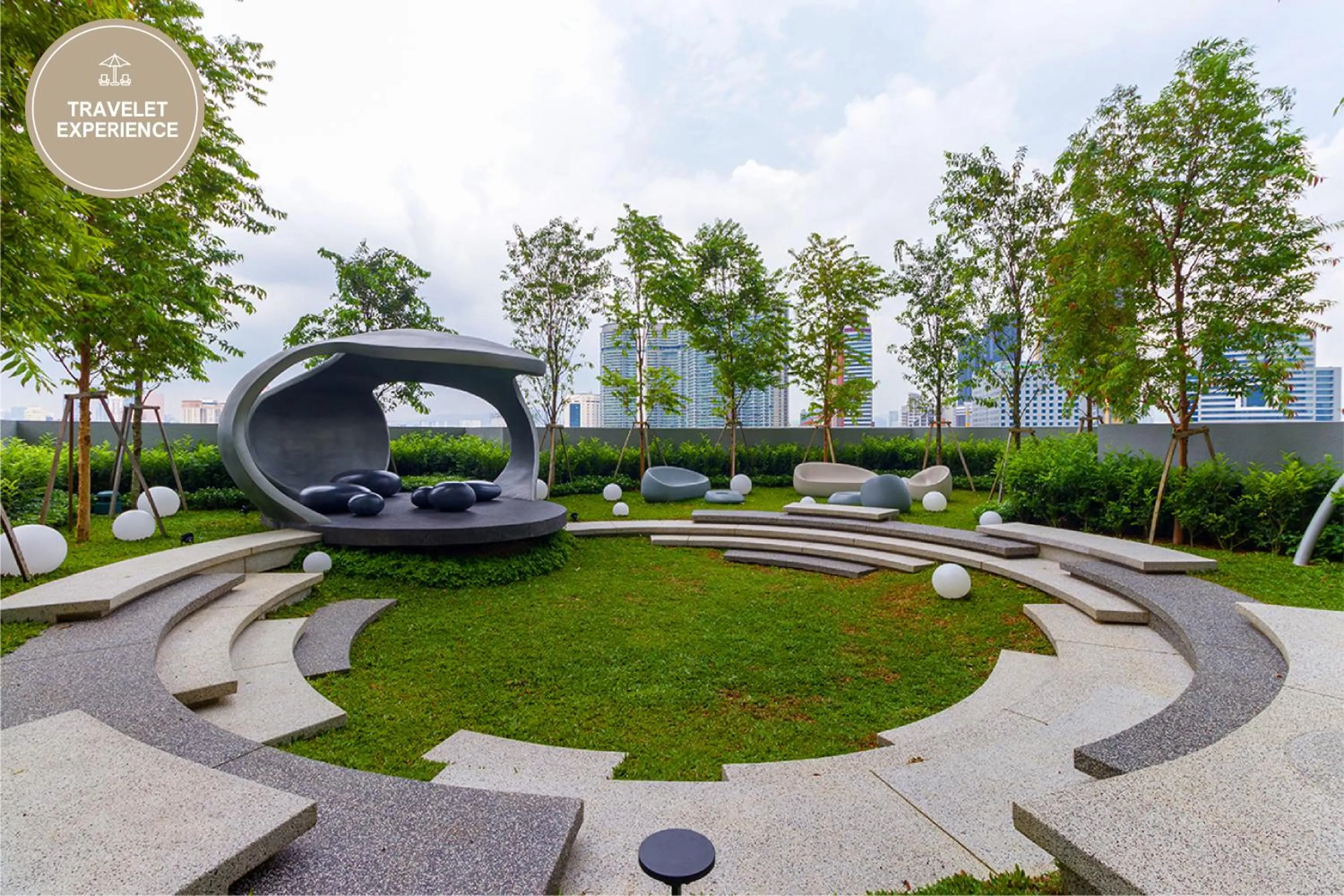 Garden in Scarletz Suites KLCC, Travelet