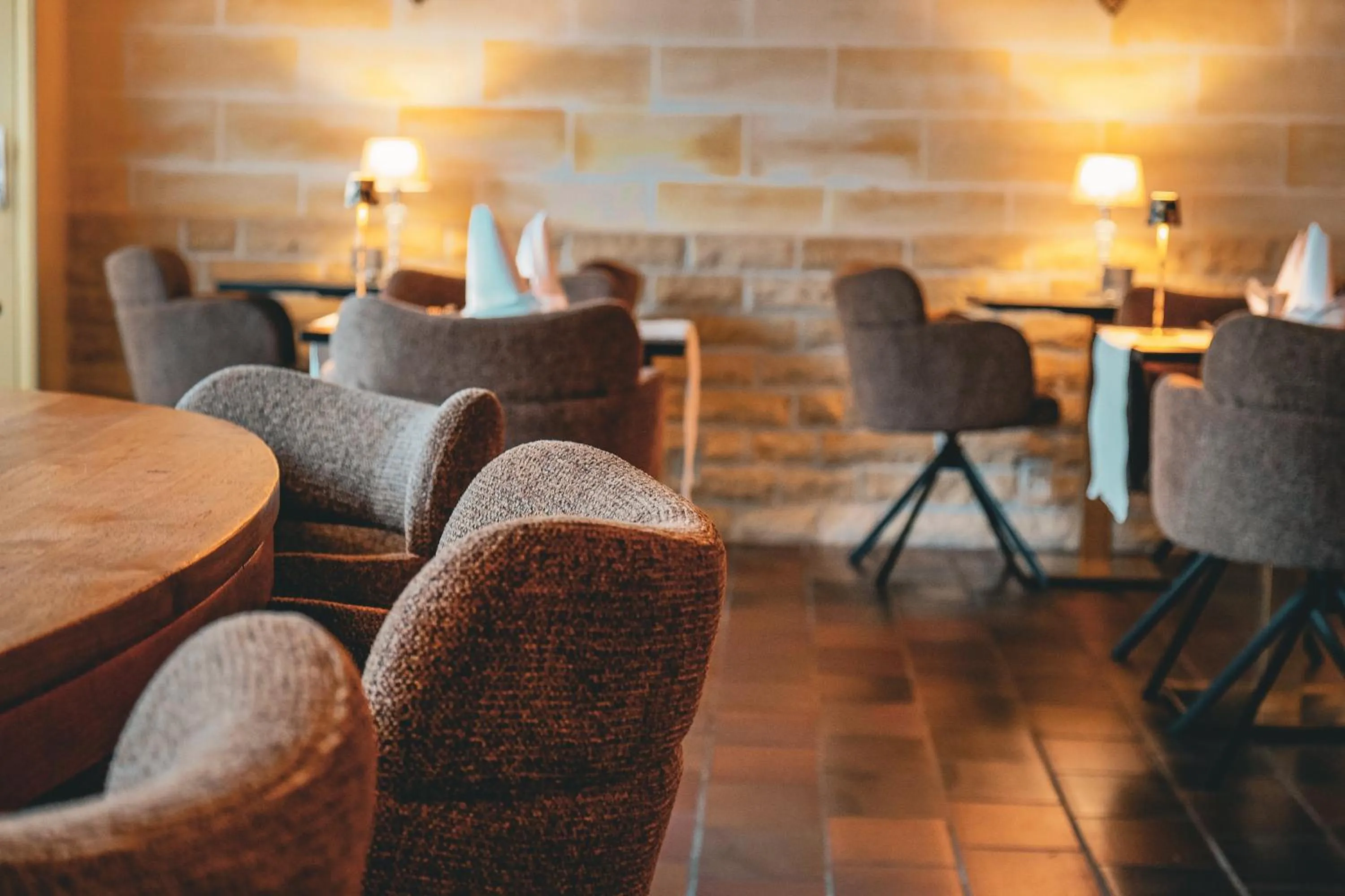 Restaurant/places to eat in Hotel Atlanta