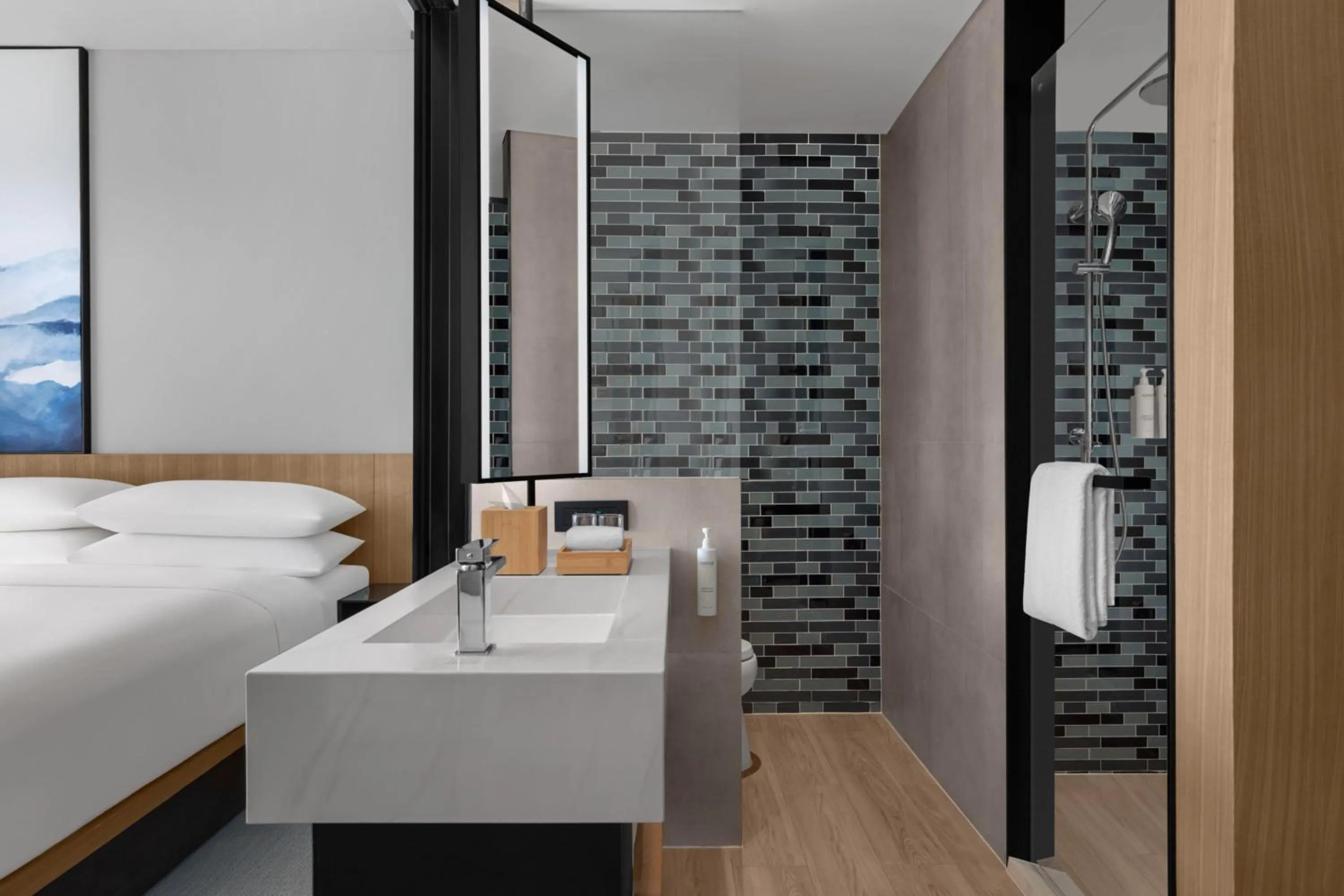 Shower, Bed in Fairfield by Marriott Cebu Mandaue City