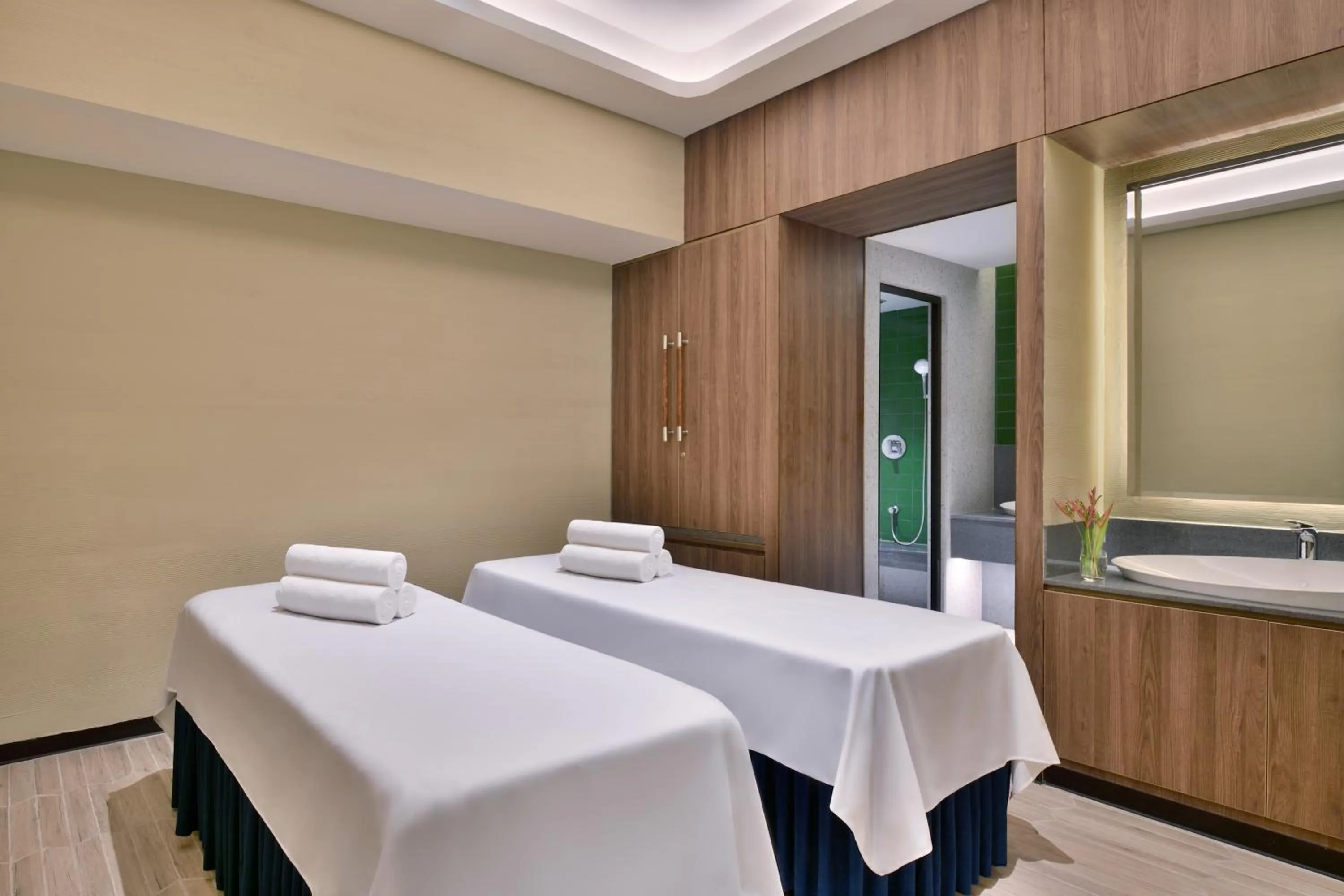 Spa and wellness centre/facilities in The Artiste, Kochi, A Tribute Portfolio Hotel , Forum Mall