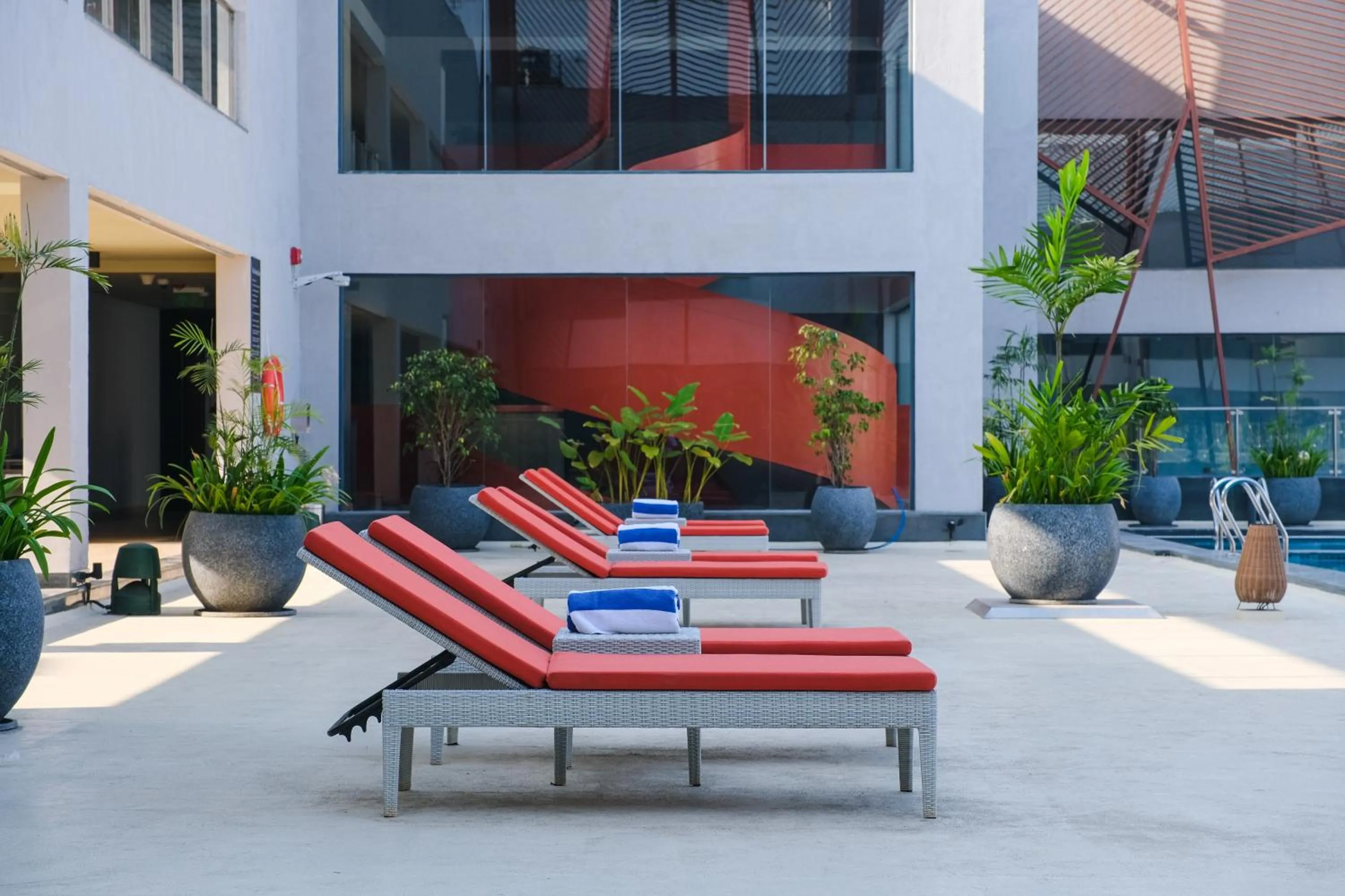 Restaurant/places to eat in The Artiste, Kochi, A Tribute Portfolio Hotel , Forum Mall