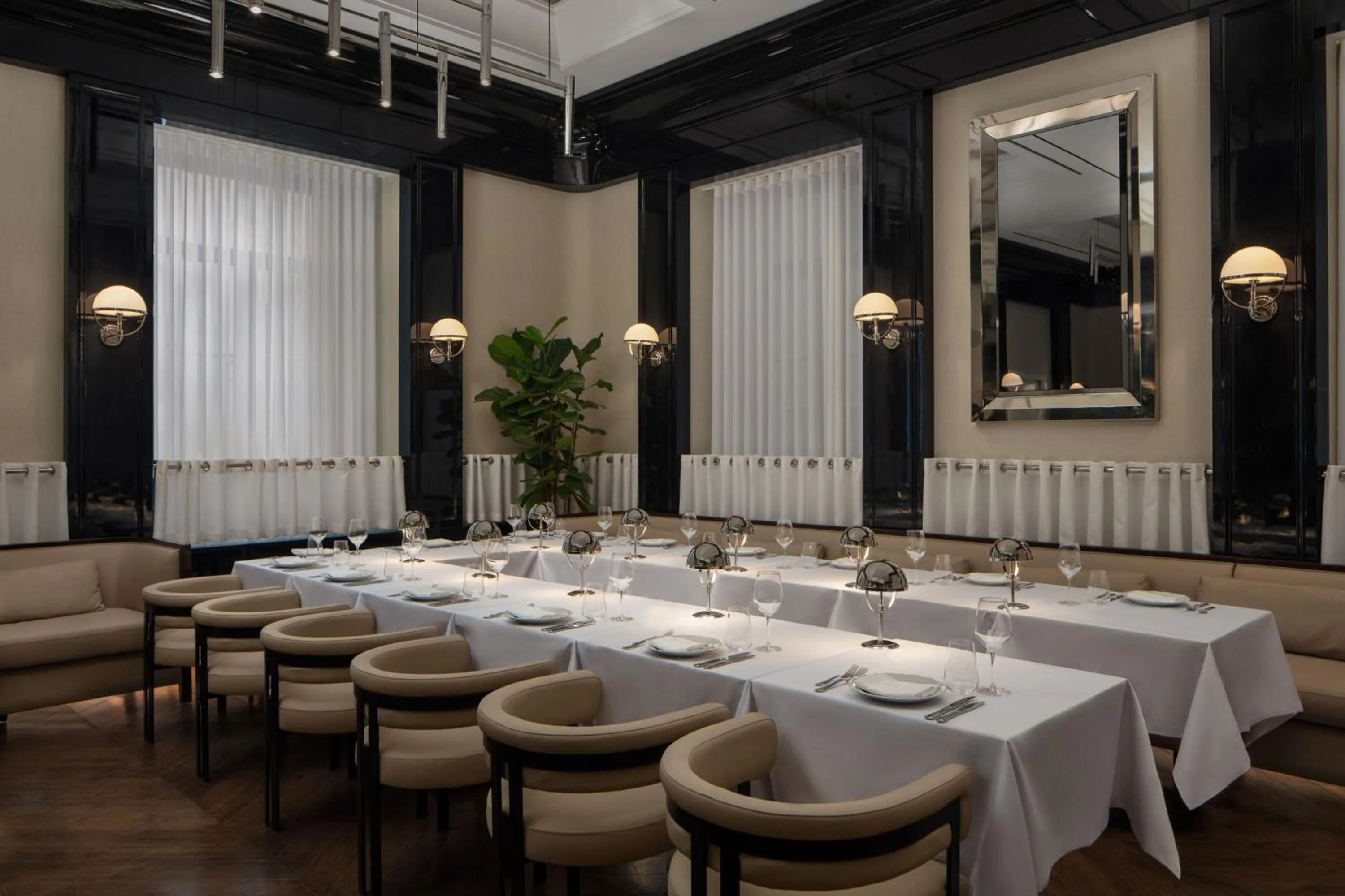 Restaurant/places to eat in Sanasaryan Han, a Luxury Collection Hotel, Istanbul