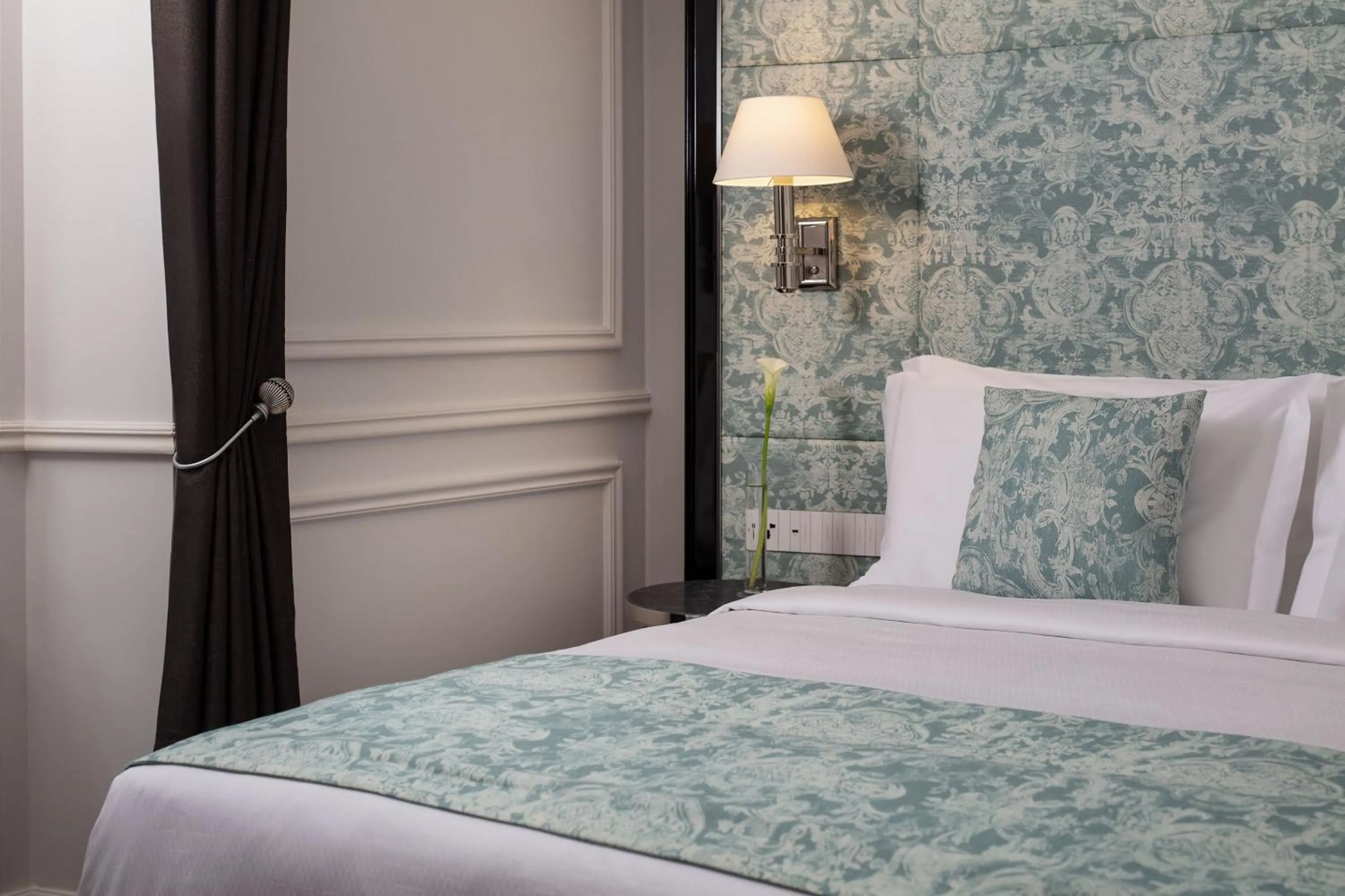 Photo of the whole room, Bed in Sanasaryan Han, a Luxury Collection Hotel, Istanbul