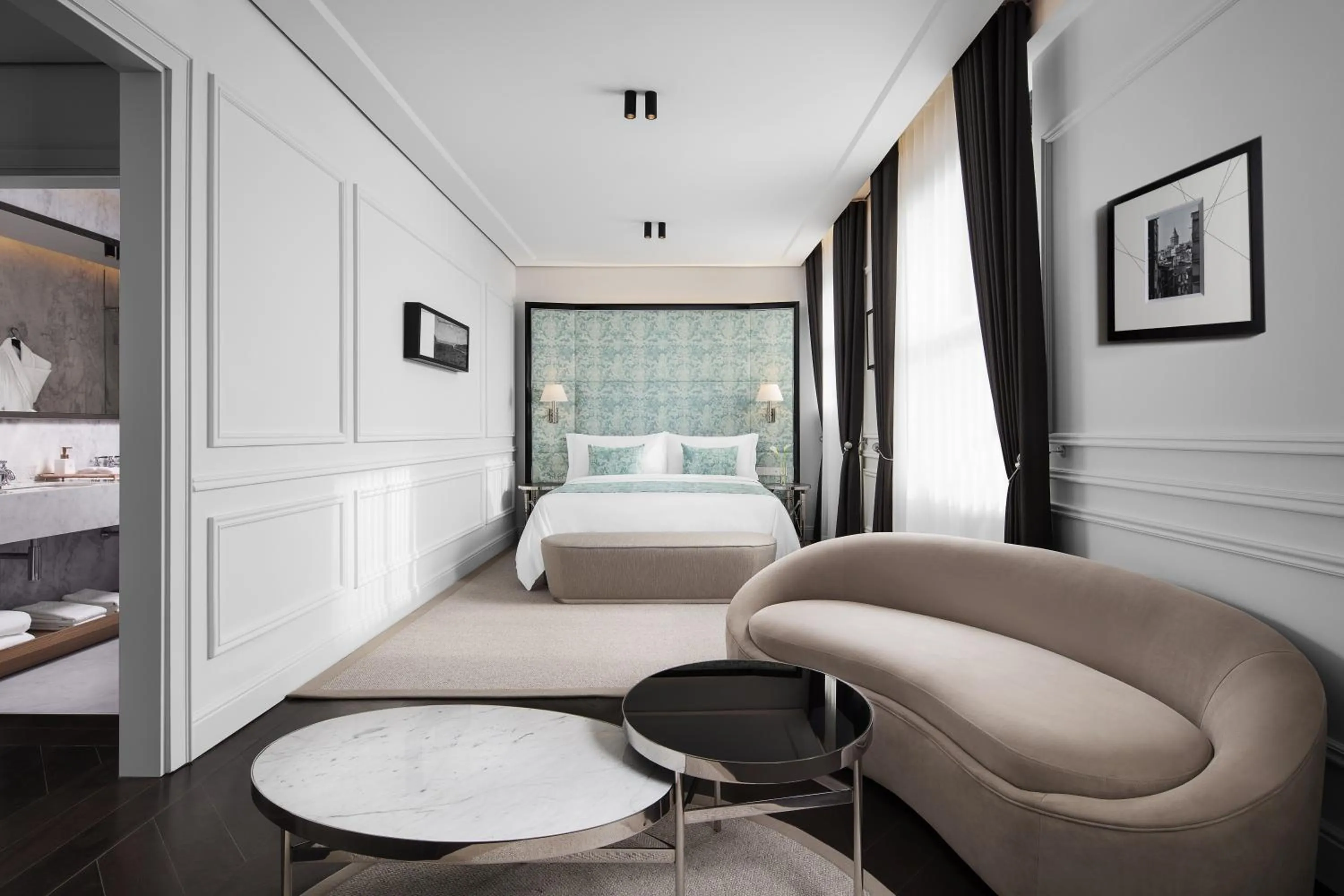 Photo of the whole room, Bed in Sanasaryan Han, a Luxury Collection Hotel, Istanbul