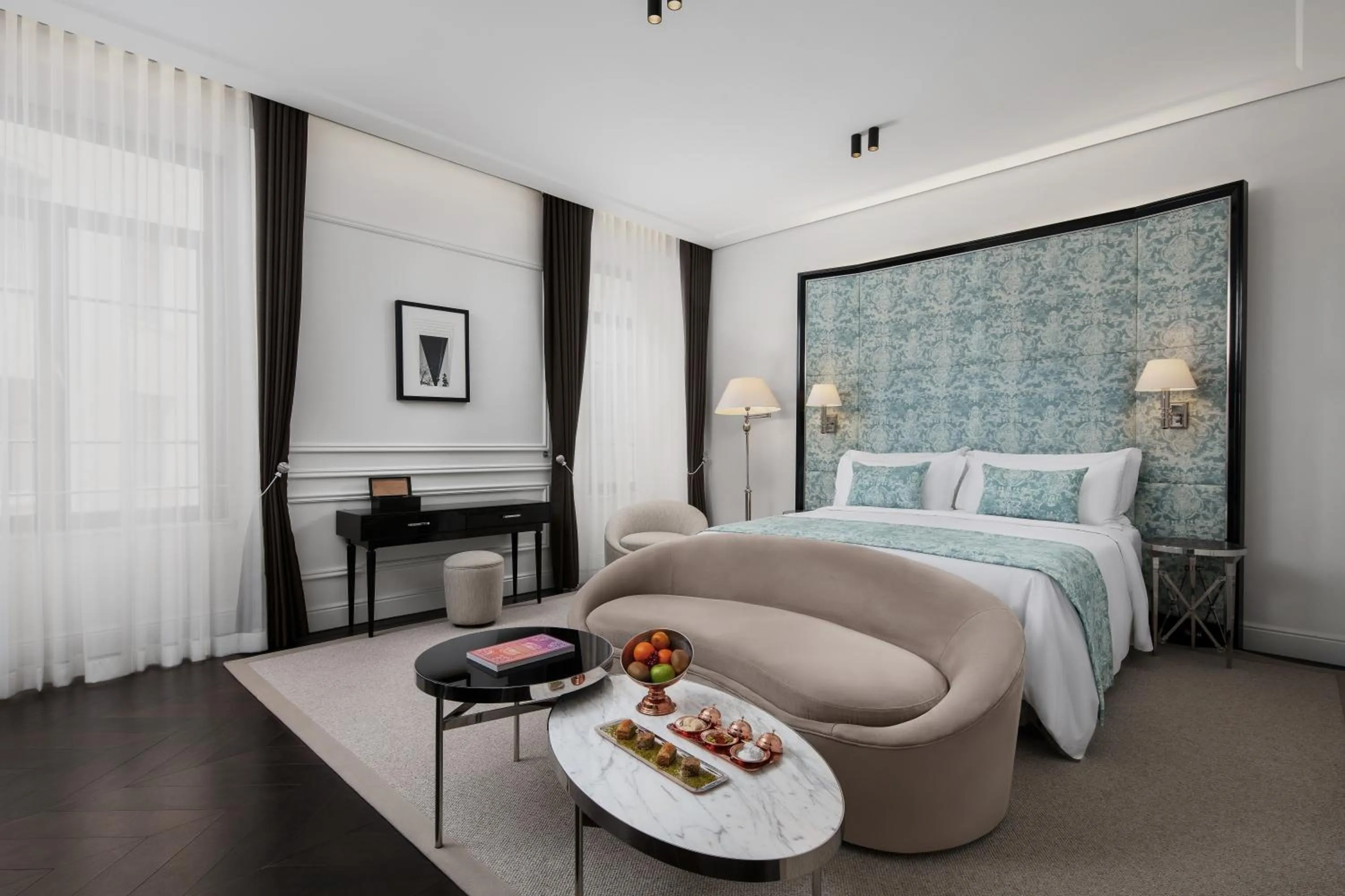 Bedroom, Bed in Sanasaryan Han, a Luxury Collection Hotel, Istanbul