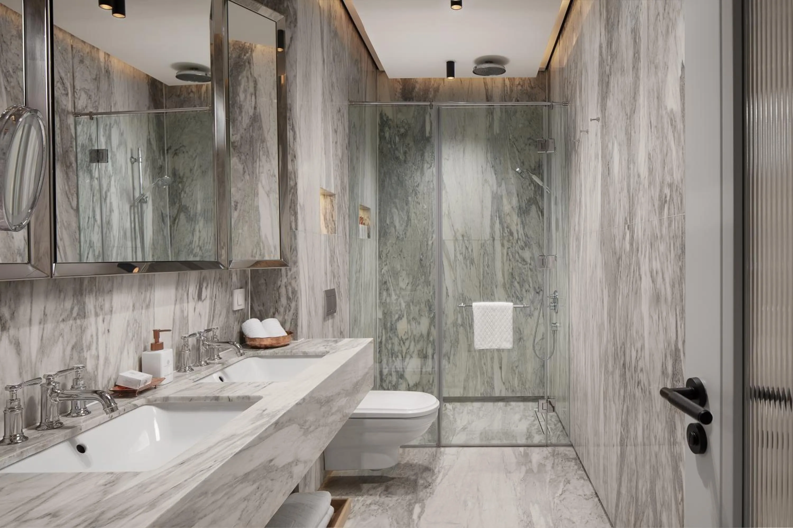 Toilet in Sanasaryan Han, a Luxury Collection Hotel, Istanbul