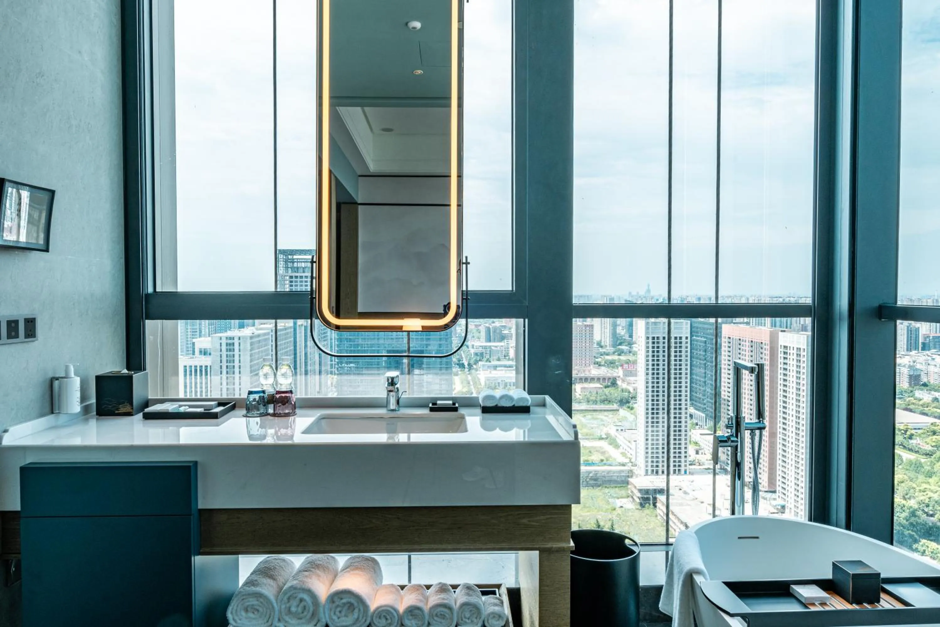 Bathroom in JW Marriott Hotel Xi'an Southwest