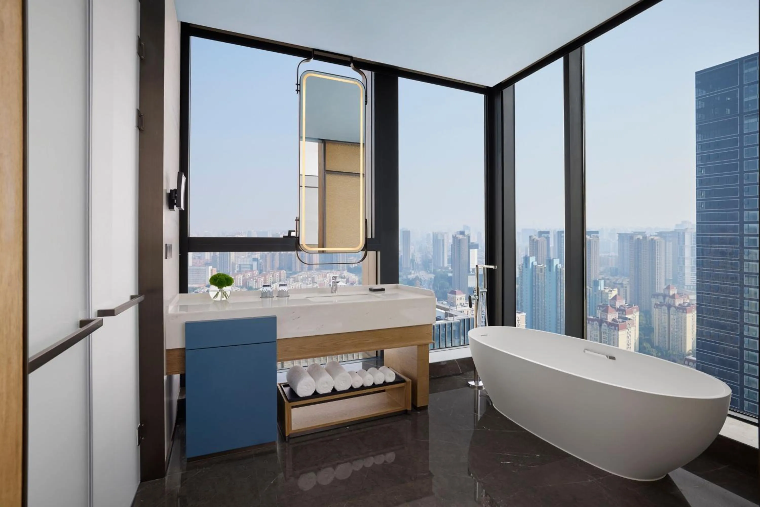 Photo of the whole room in JW Marriott Hotel Xi'an Southwest