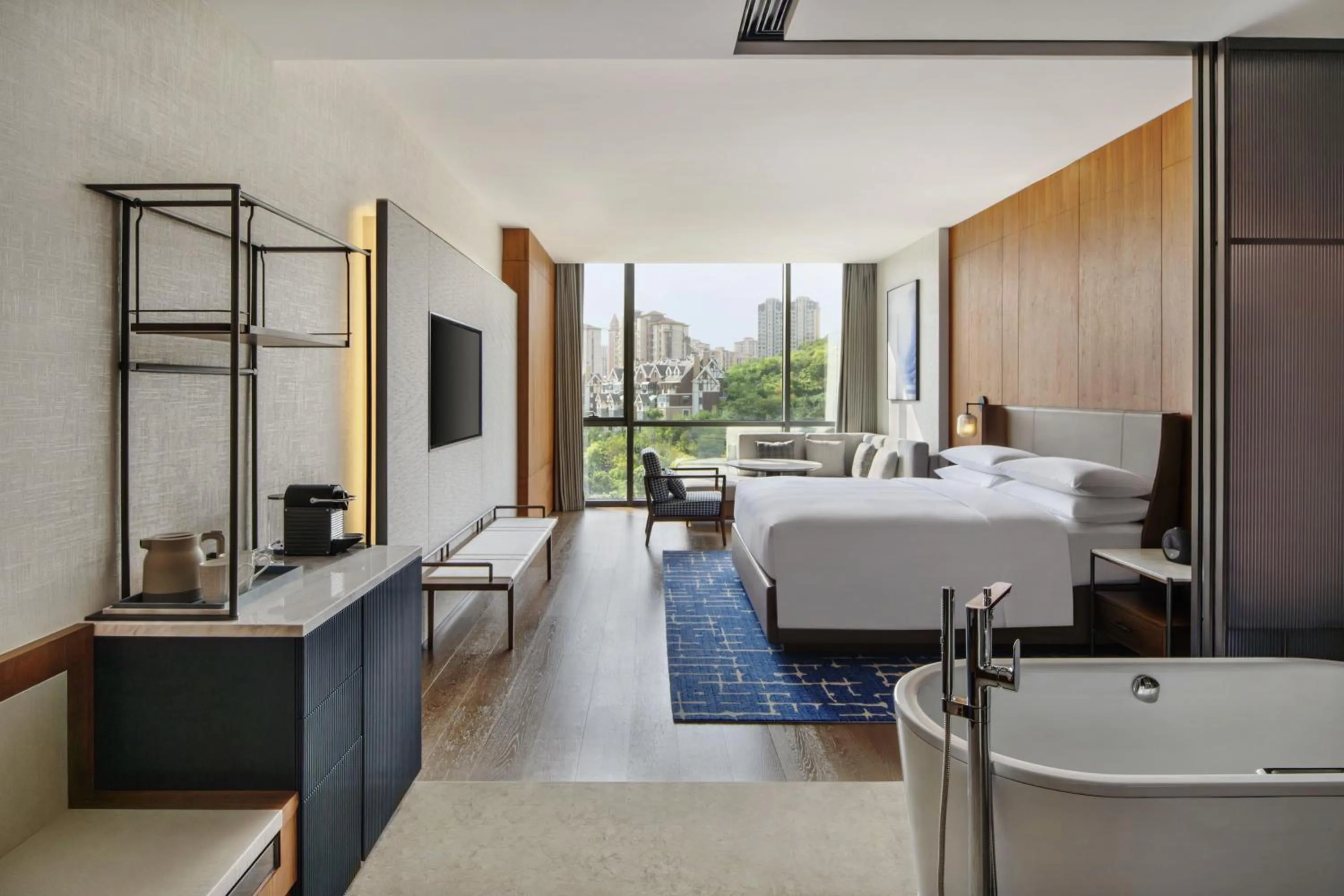 Bedroom, Bed in Sheraton Xuzhou