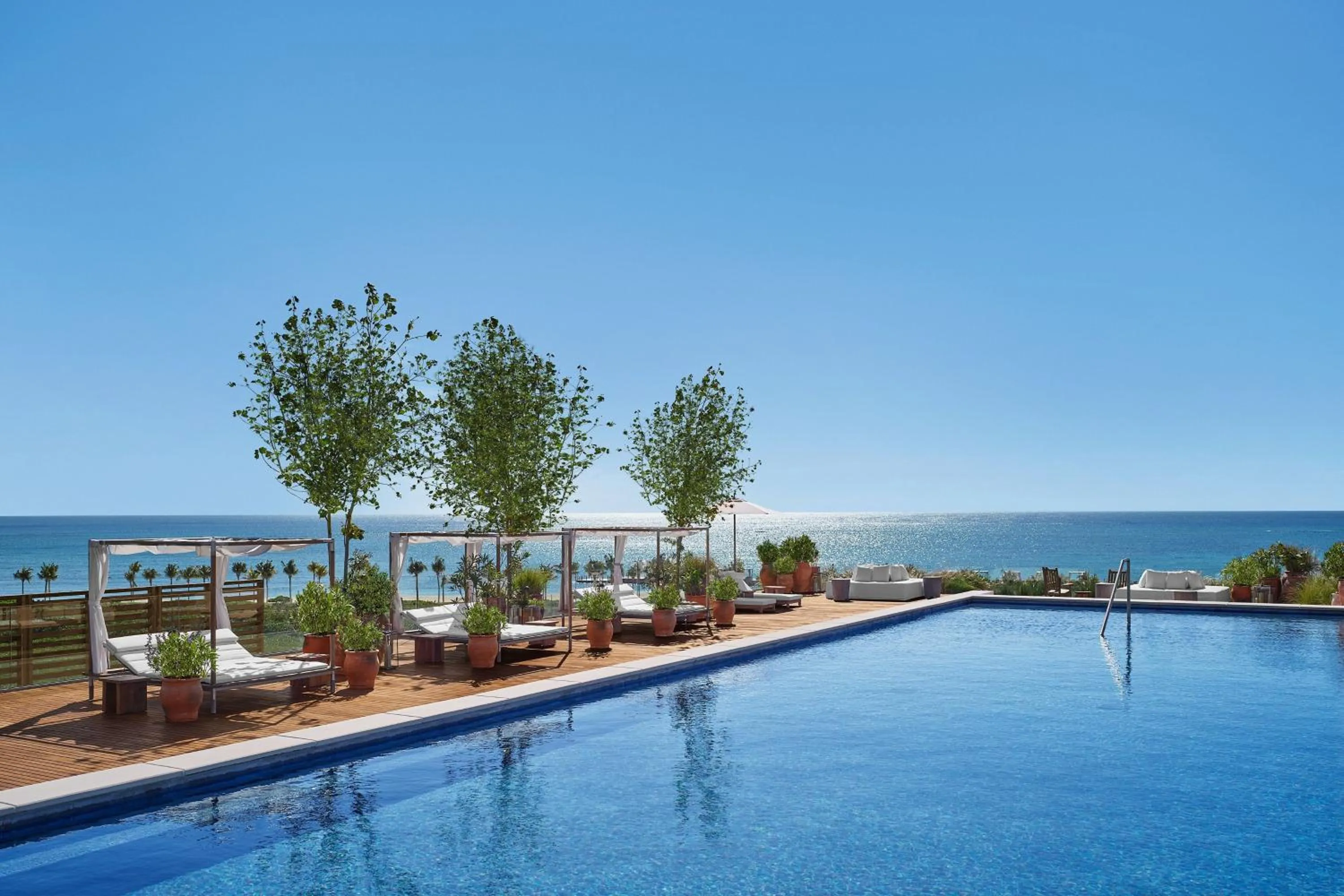 Swimming pool in The Riviera Maya EDITION at Kanai