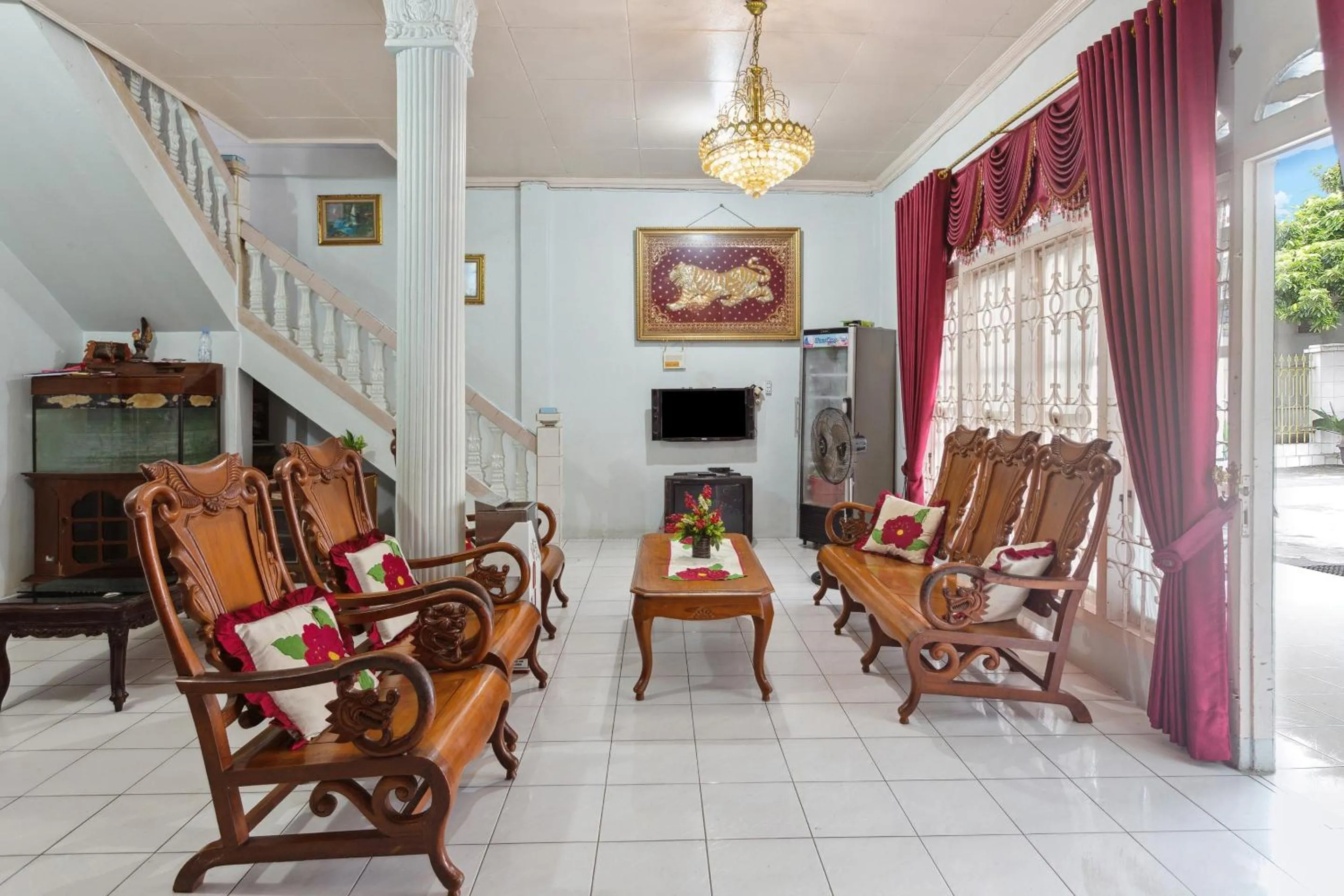 Lobby or reception in OYO Life 92803 Penginapan Purnama