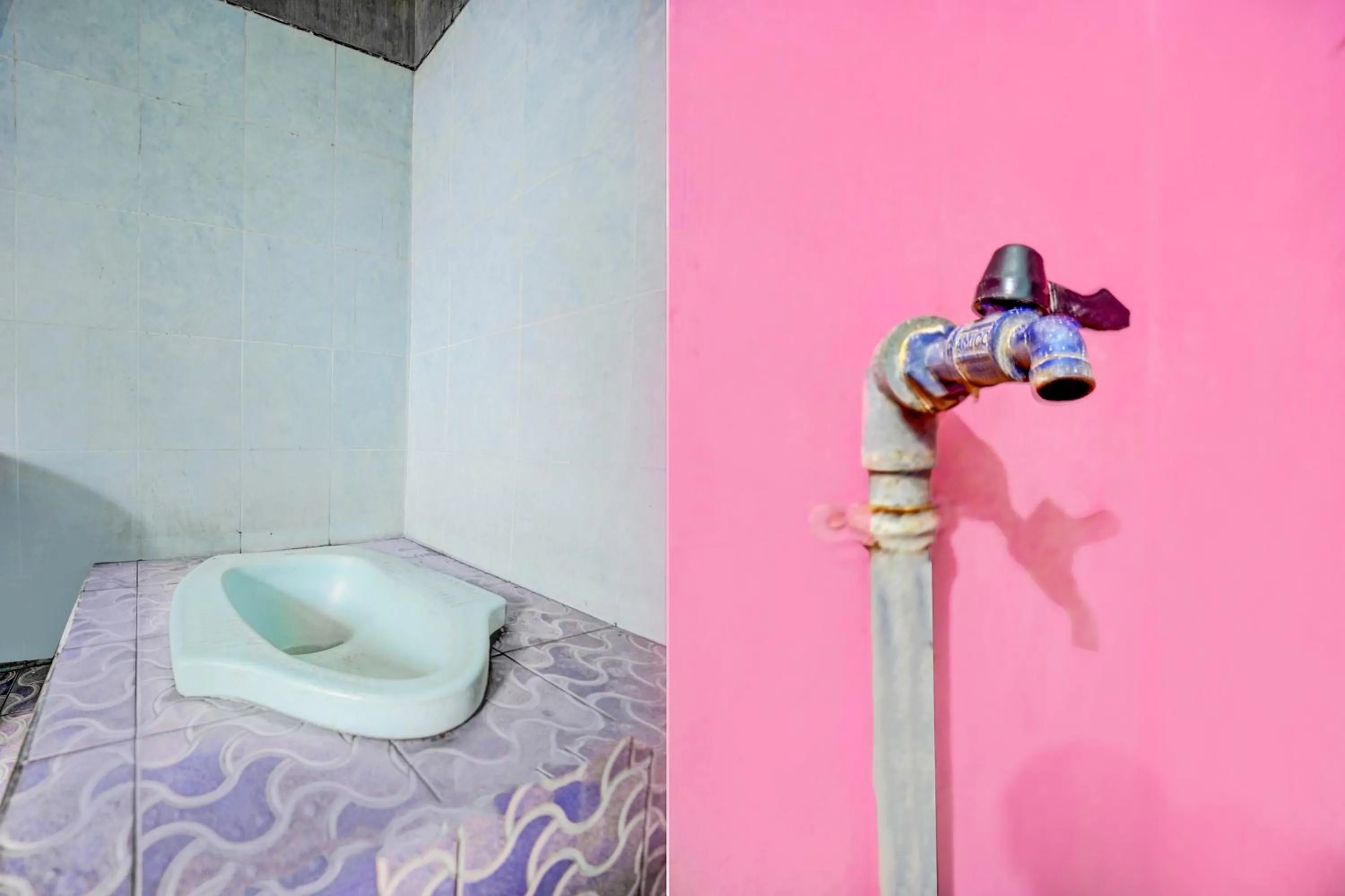 Bathroom in OYO Life 92840 Wisma Morricco