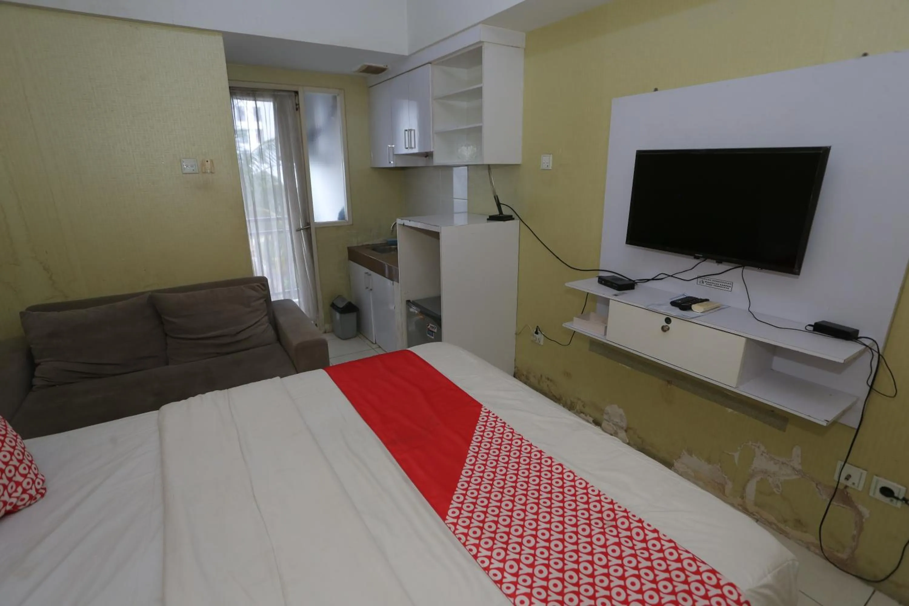 Bedroom, Bed in OYO Life 93008 Pelangi Coliving