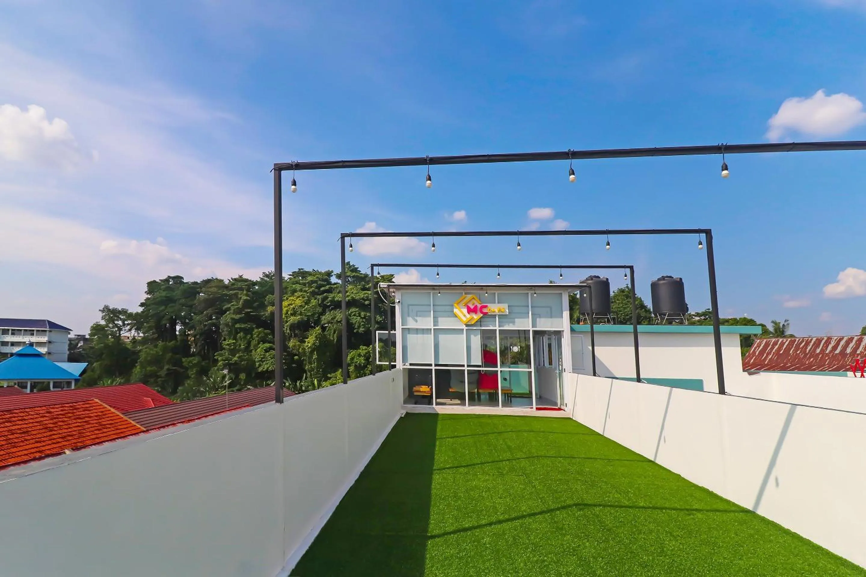 Lobby or reception in OYO Life 92691 Mc Kost Syariah