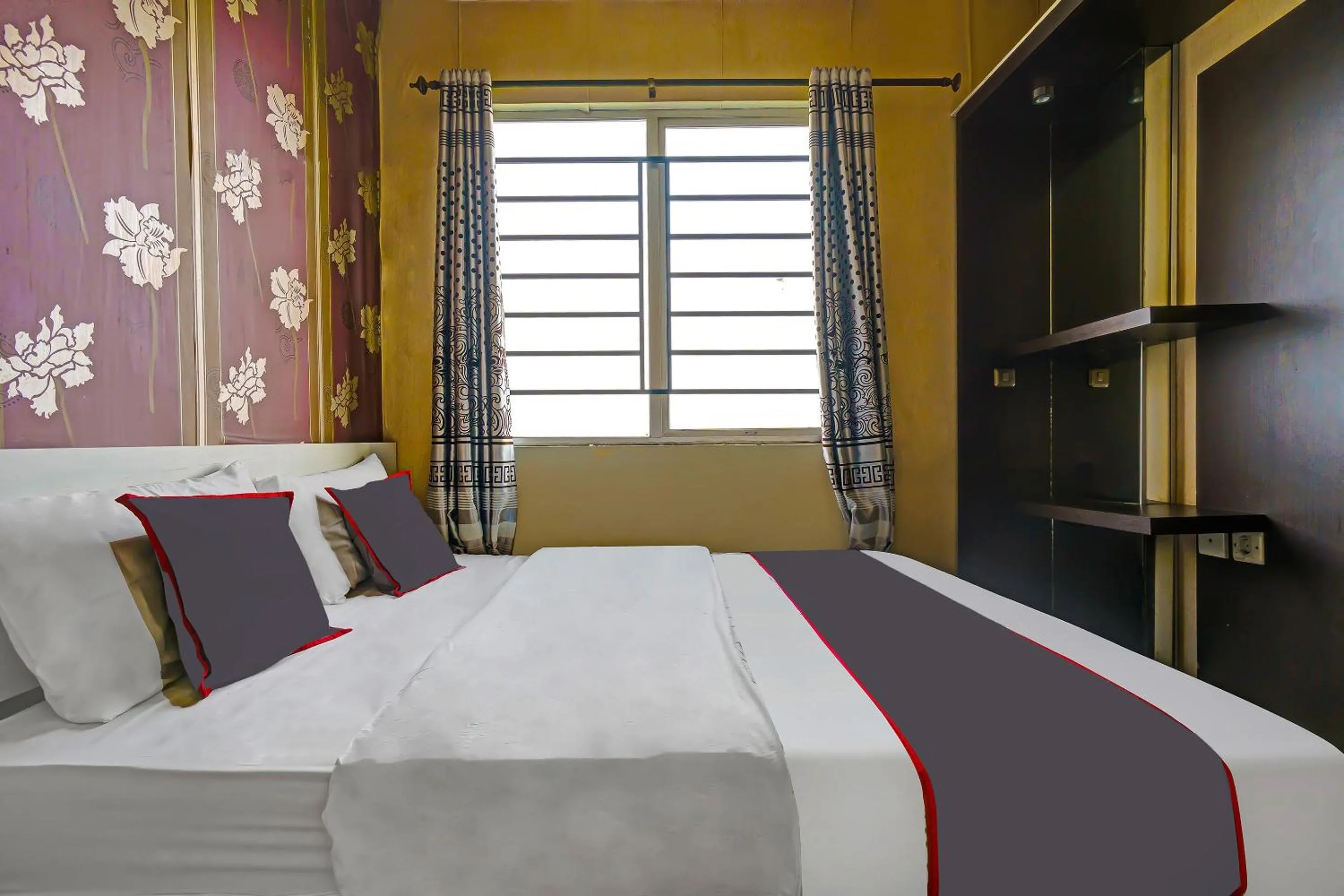 Bedroom in OYO Life 92774 The Edge Apartment By My Home