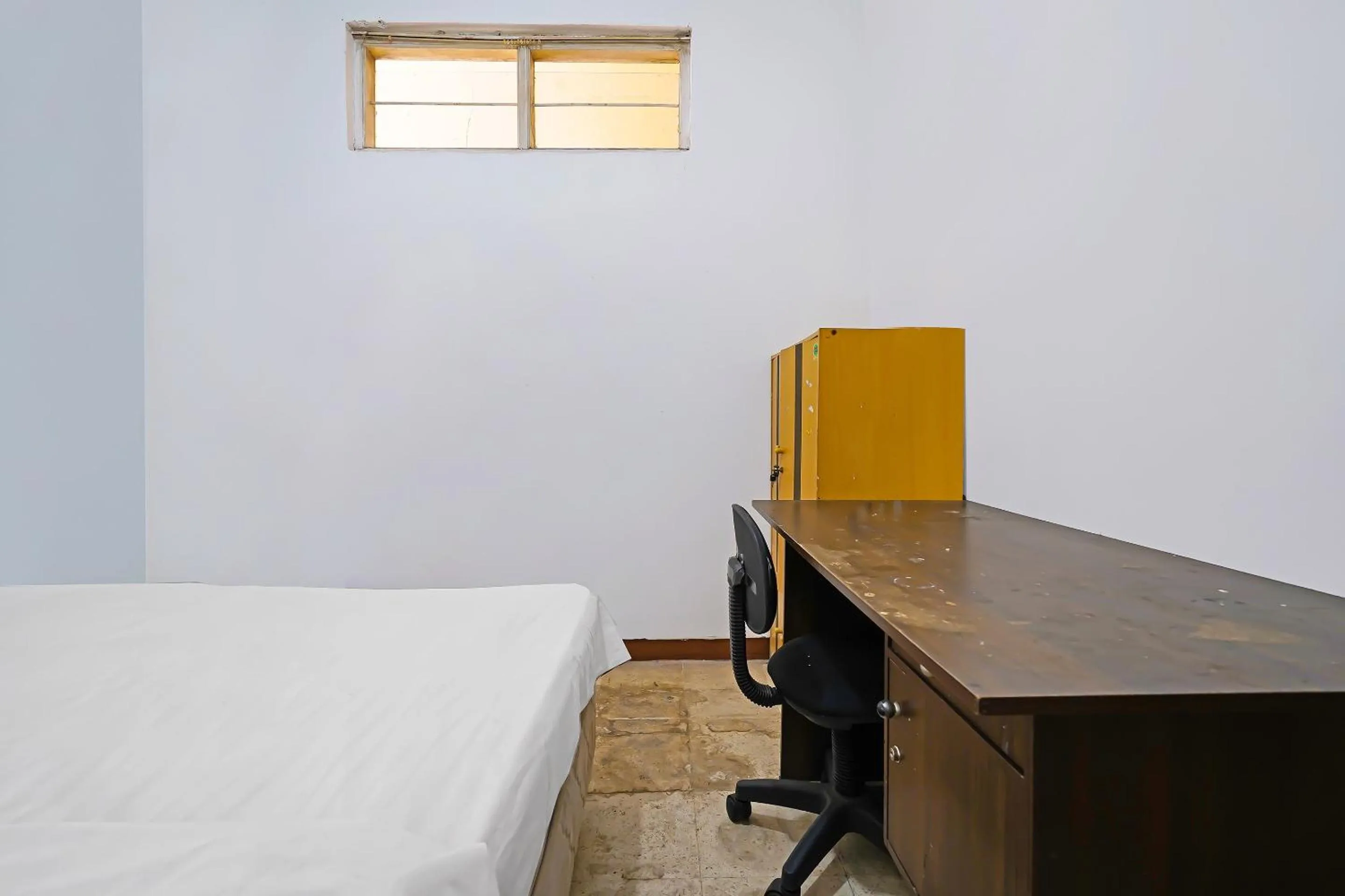 Bedroom, Bed in OYO Life 92835 Maya Adipuri