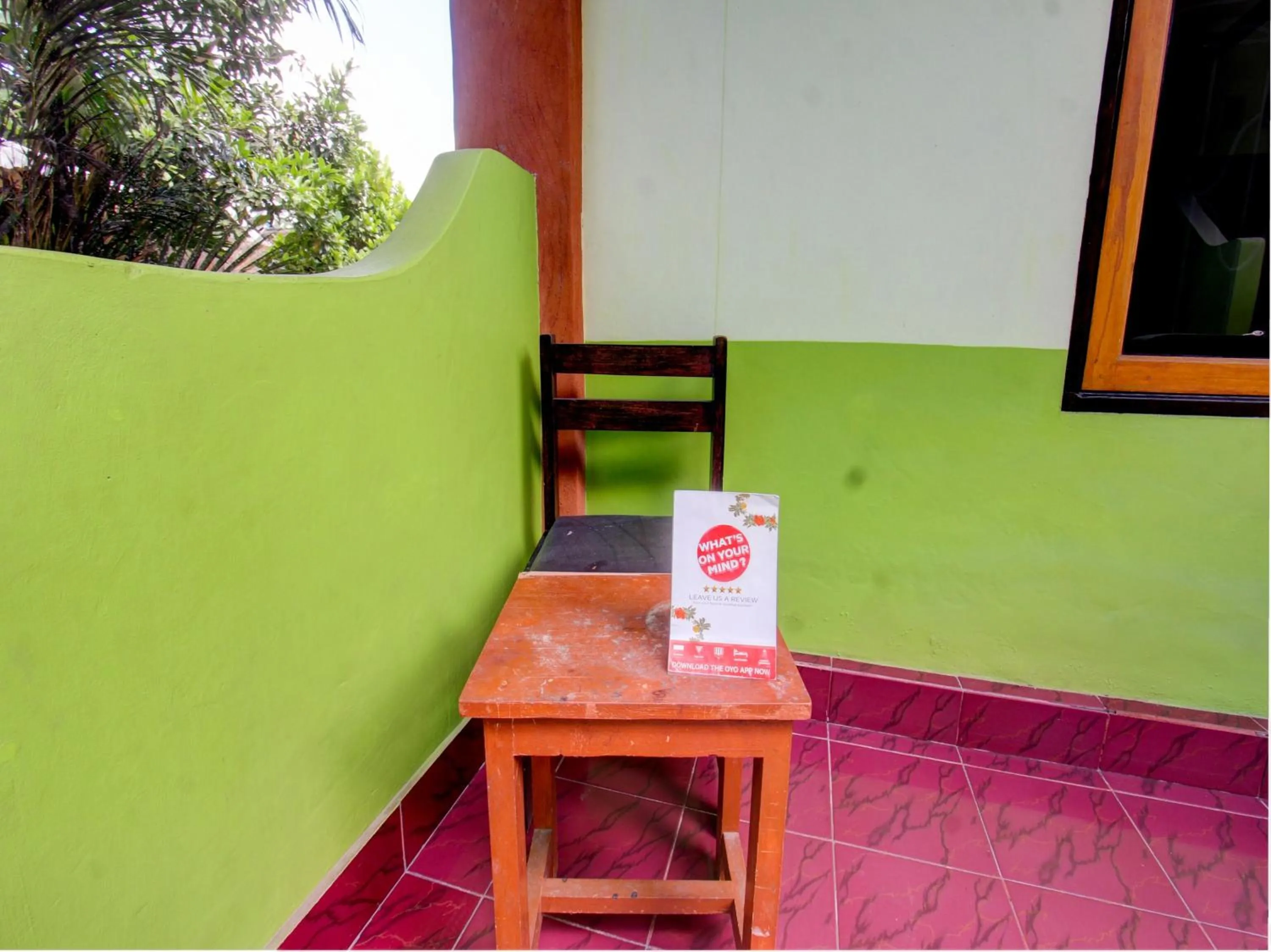 Lobby or reception in OYO Life 92829 Kos Insan Madani