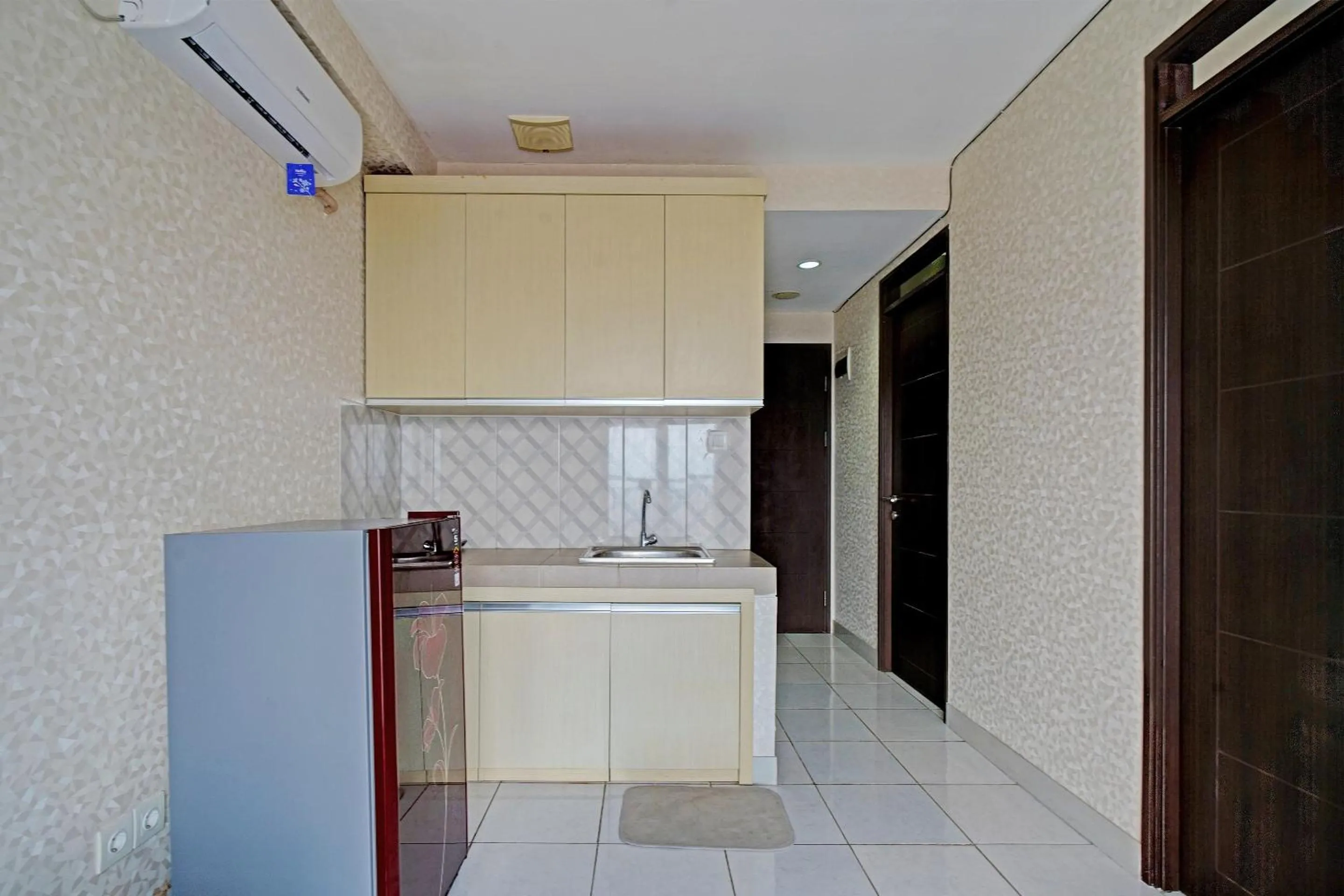 Bedroom in OYO Life 92548 M-square Apartment By Lins Pro