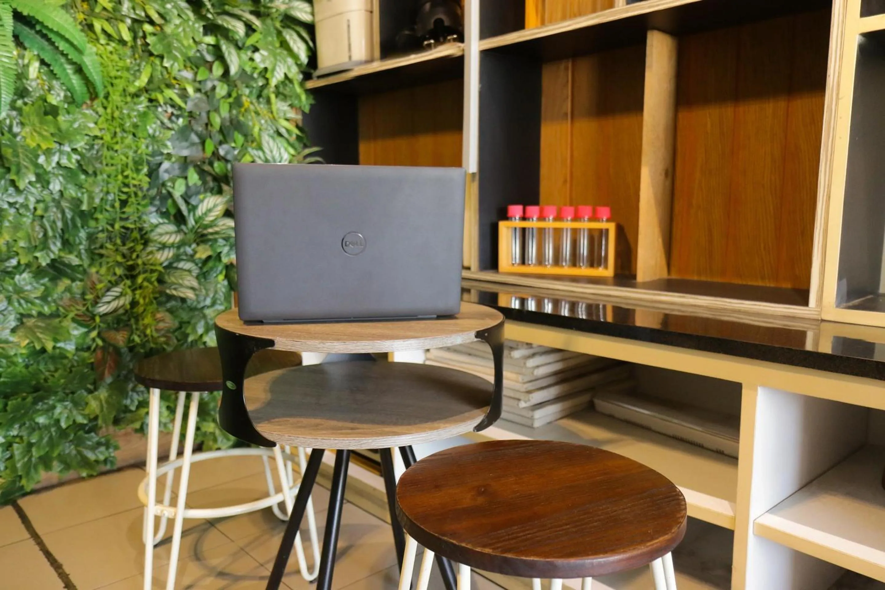 Lobby or reception in OYO Life 92922 Kost Bu Mala 1 Syariah