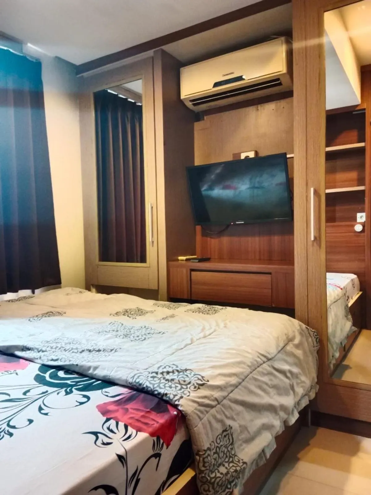 Bedroom, Bed in OYO Life 92649 Jarrdin Apartment By Glory