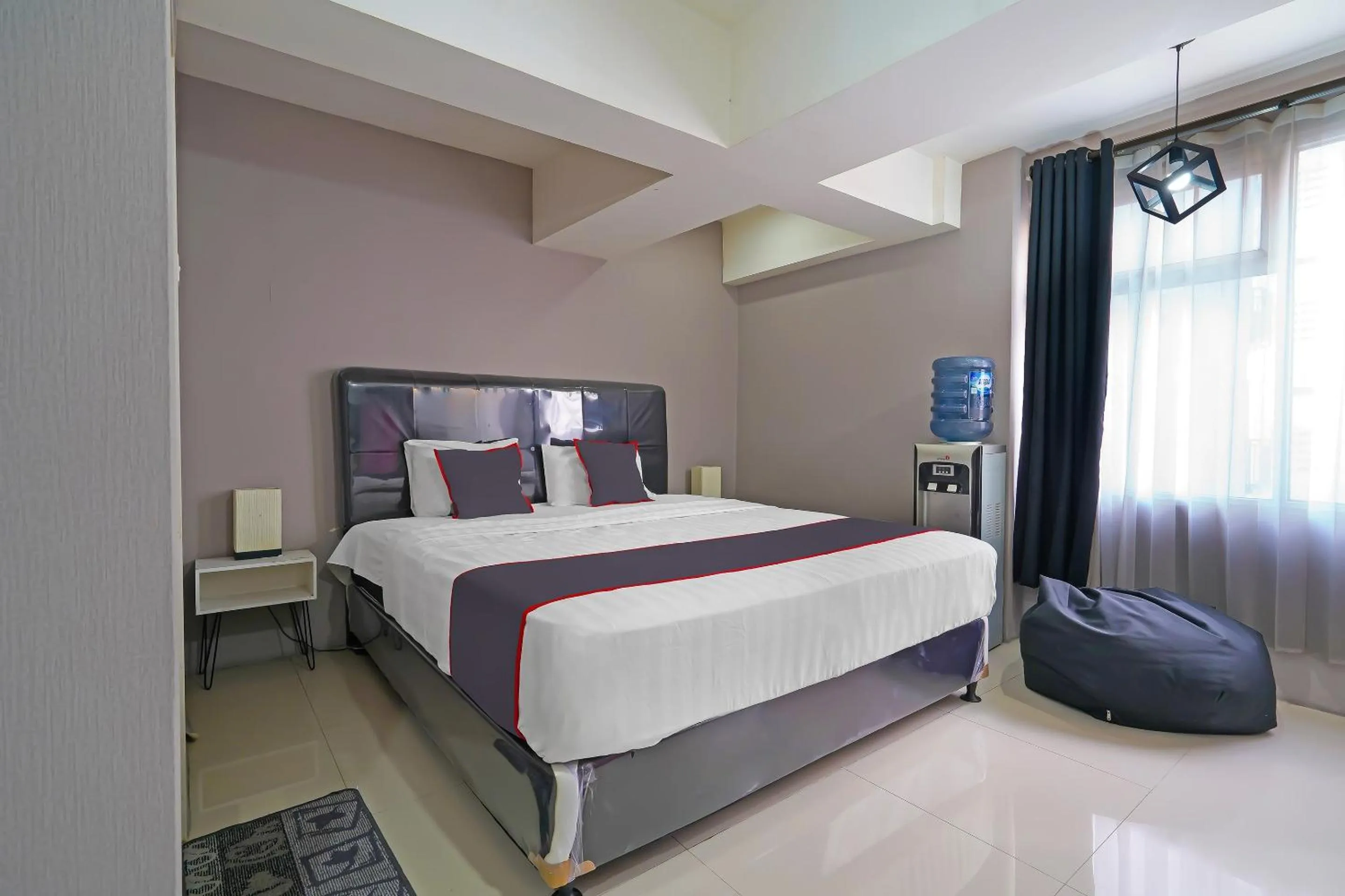 Bedroom, Bed in OYO Life 92649 Jarrdin Apartment By Glory